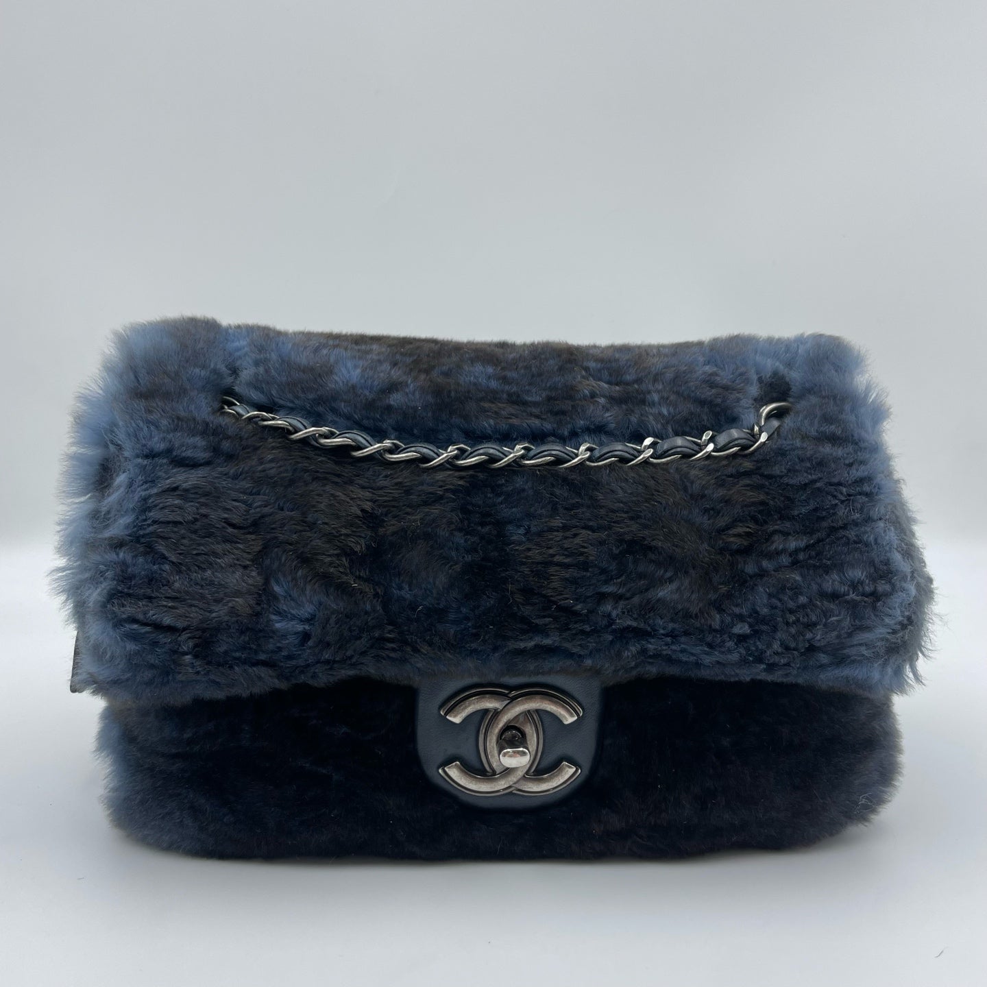 Chanel - Timeless/Classique - Fur - Rabbit - Blue - (medium)