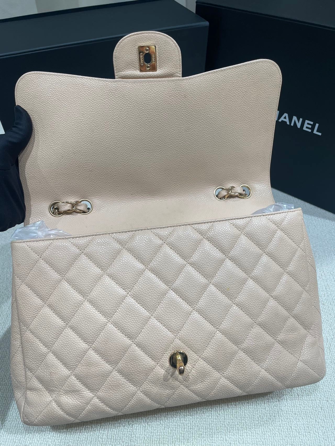 Chanel - Timeless/Classique - Leather - Beige - (large)