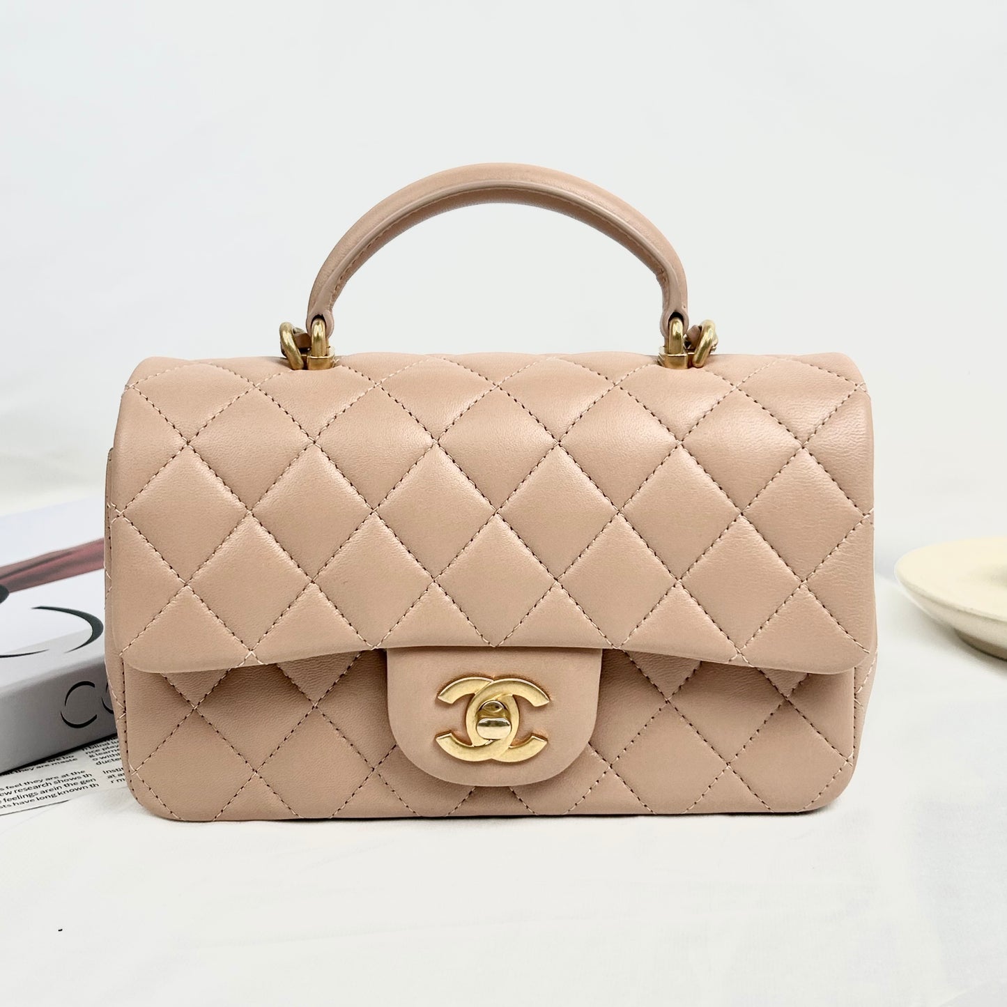 Chanel - Timeless/Classique - Leather - Beige - (mini)