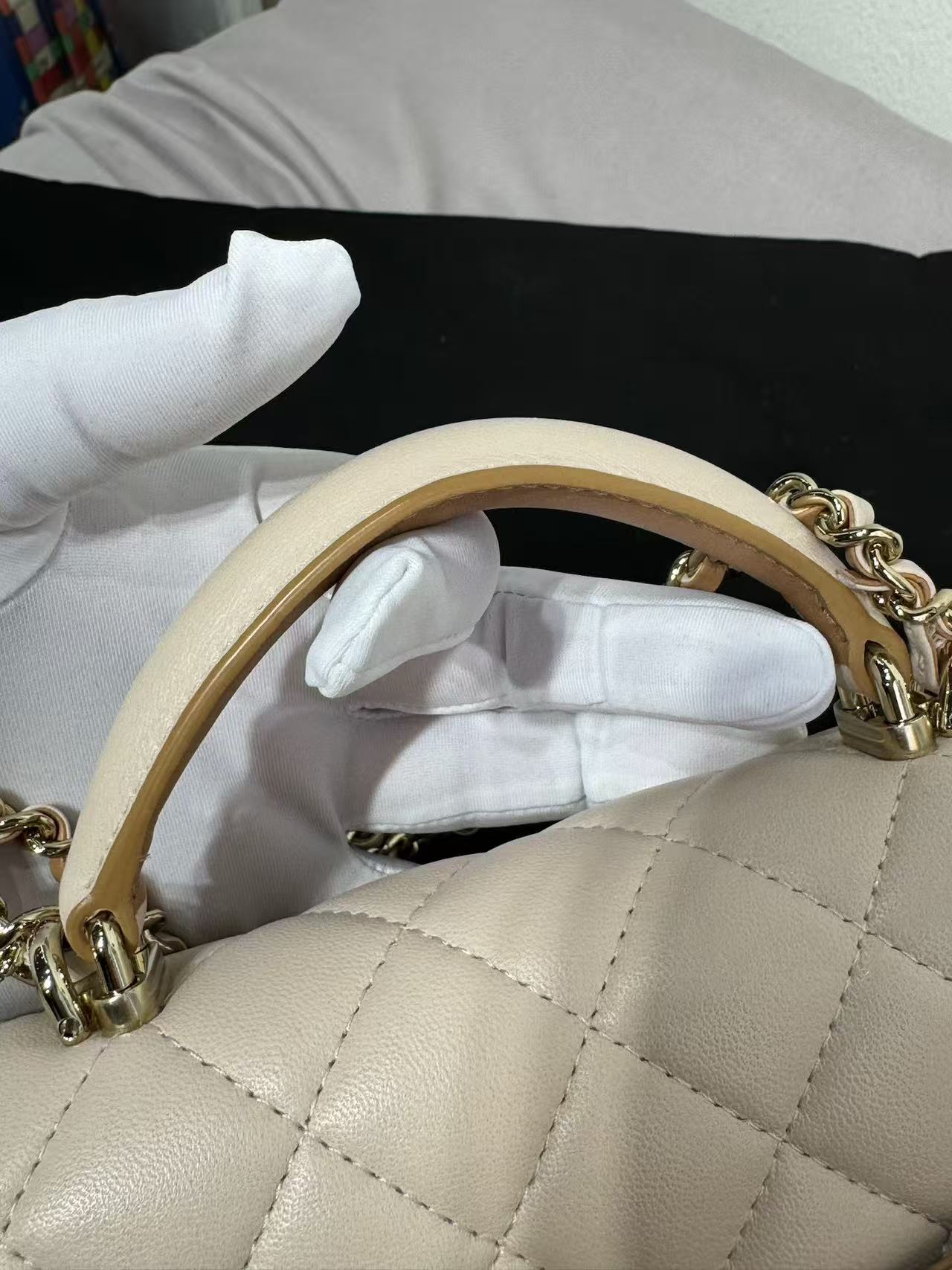Chanel - Timeless/Classique - Leather - Beige - (mini)