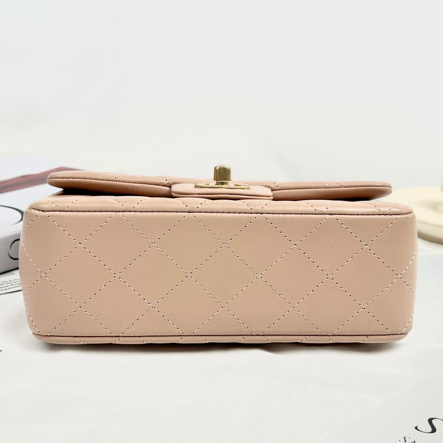 Chanel - Timeless/Classique - Leather - Beige - (mini)