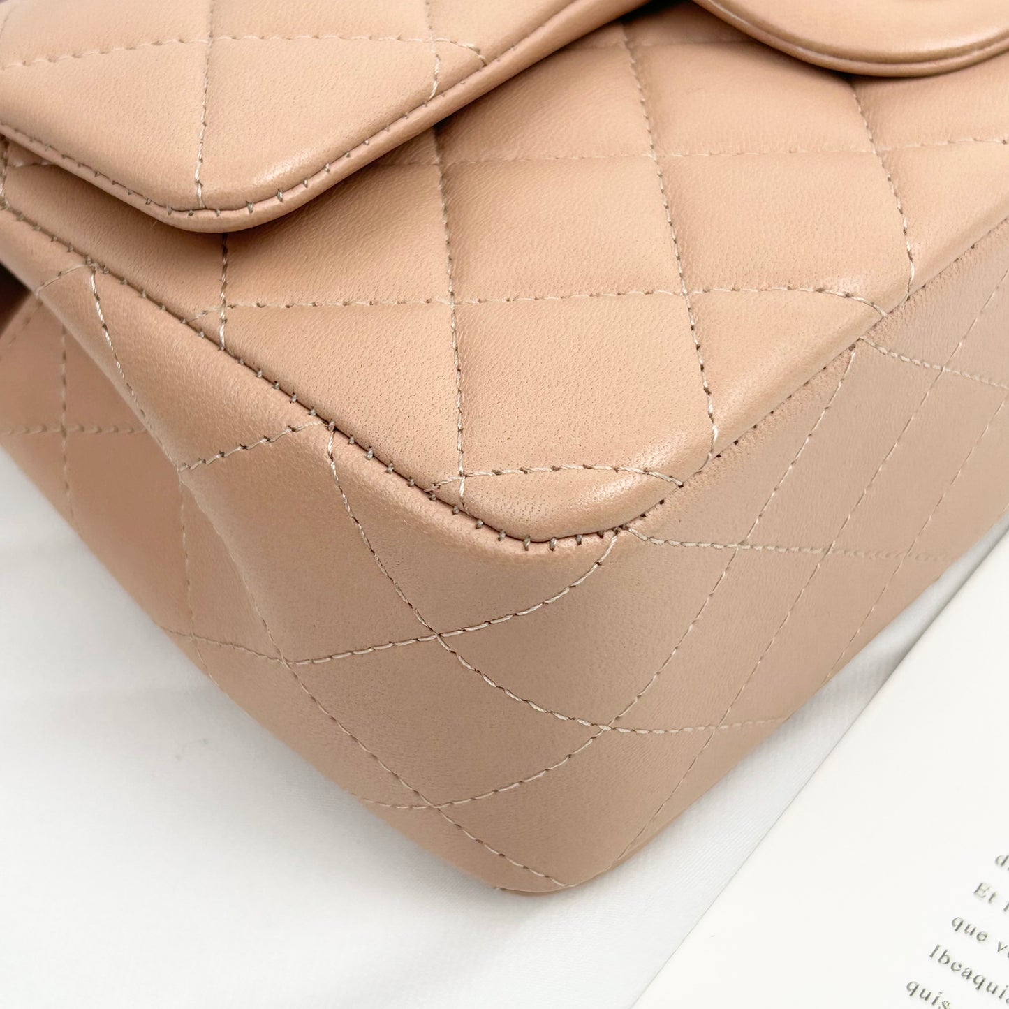 Chanel - Timeless/Classique - Leather - Beige - (mini)