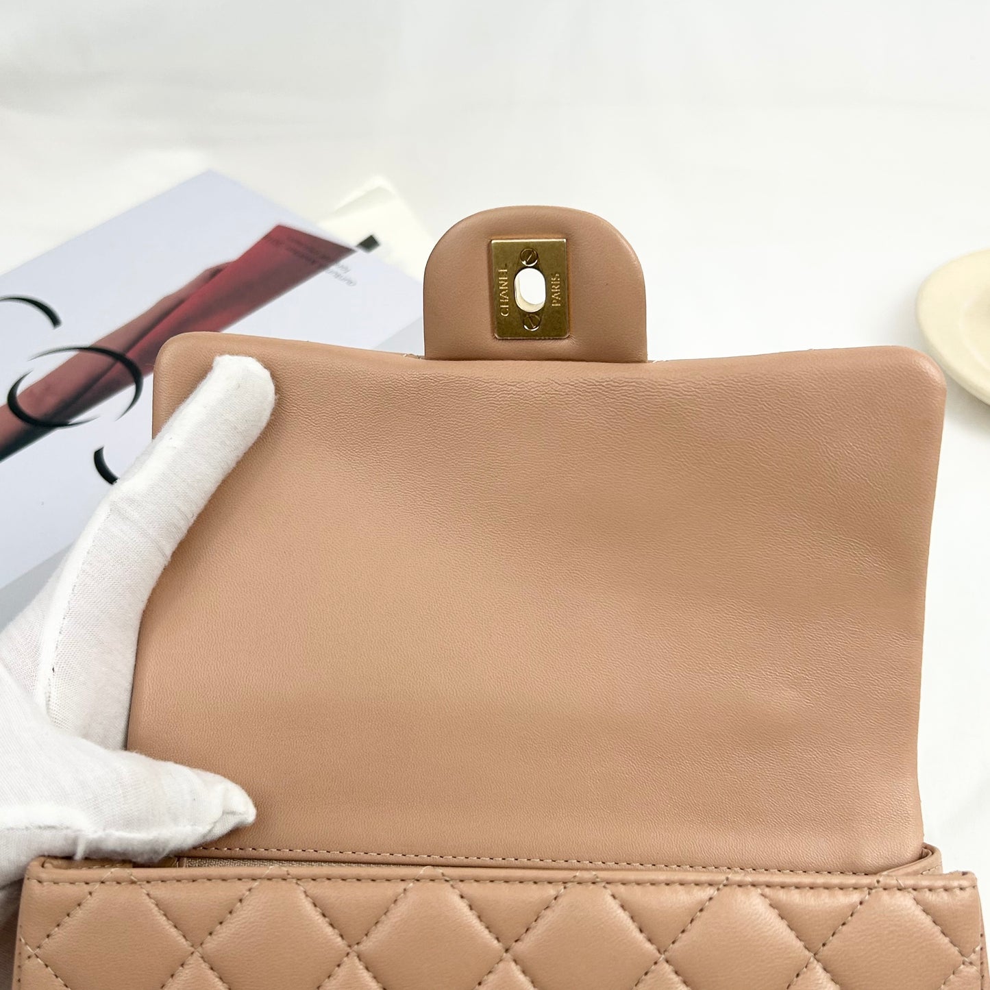 Chanel - Timeless/Classique - Leather - Beige - (mini)