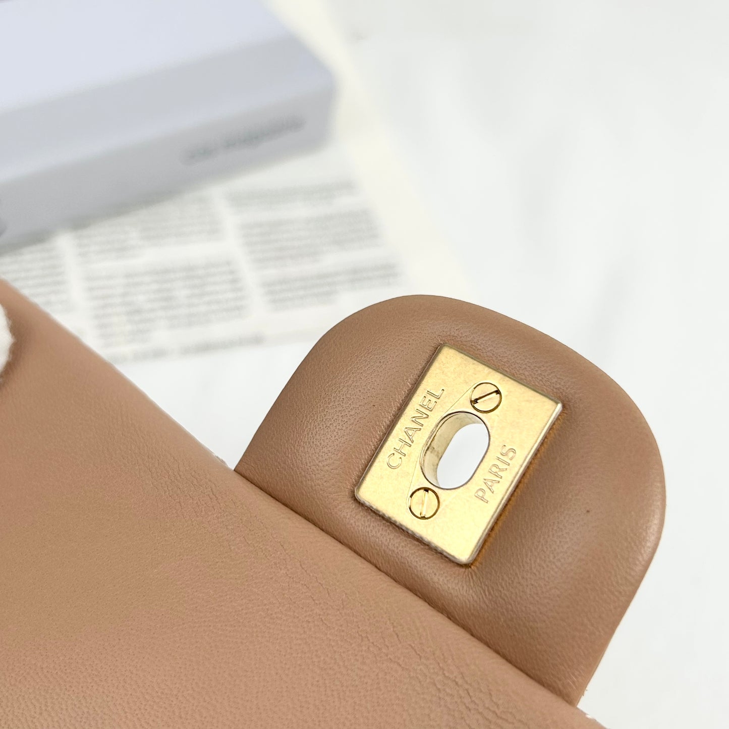 Chanel - Timeless/Classique - Leather - Beige - (mini)