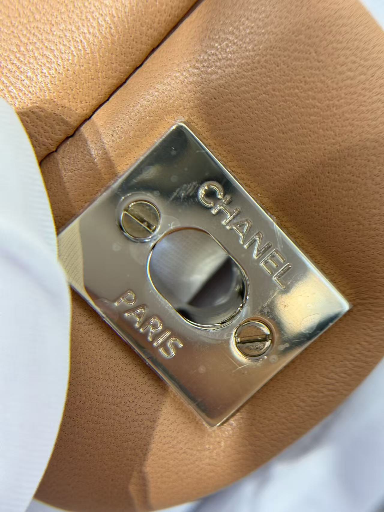 Chanel - Timeless/Classique - Leather - Beige - (mini)