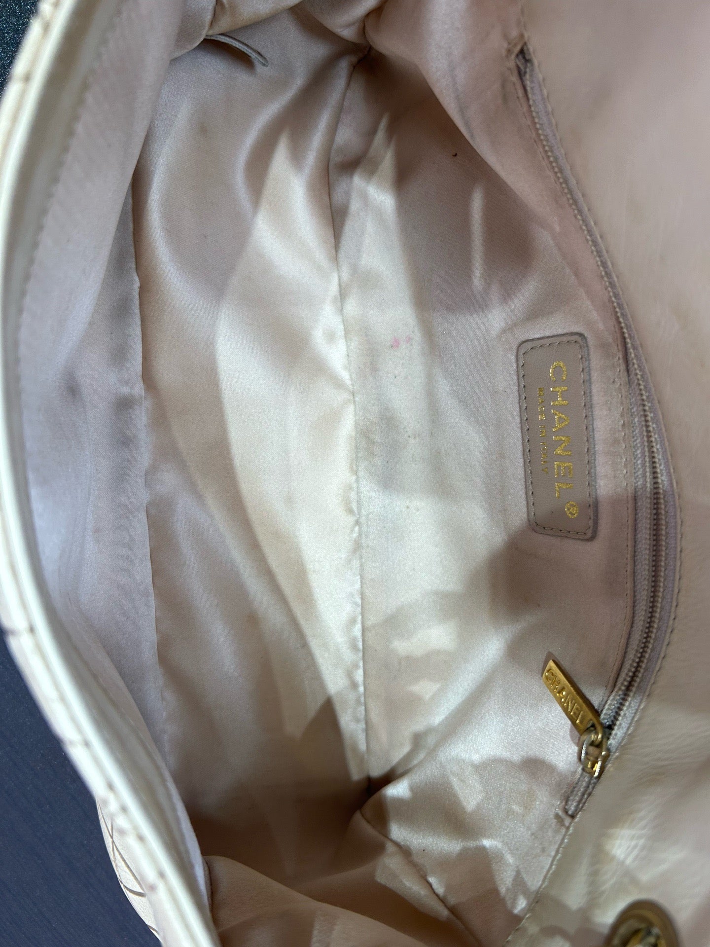 Chanel - Timeless/Classique - Leather - Beige - (small)