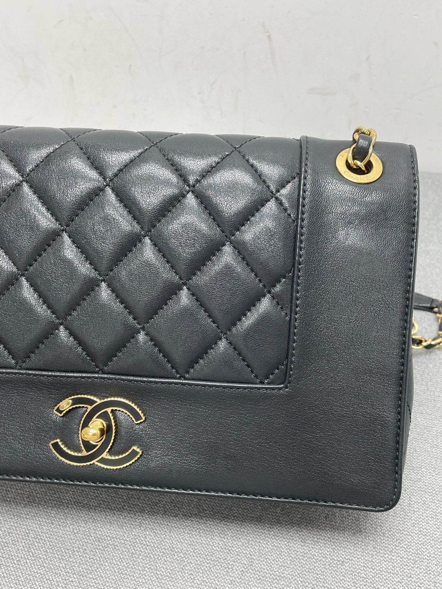 Chanel - Timeless/Classique - Leather - Black - (Large)