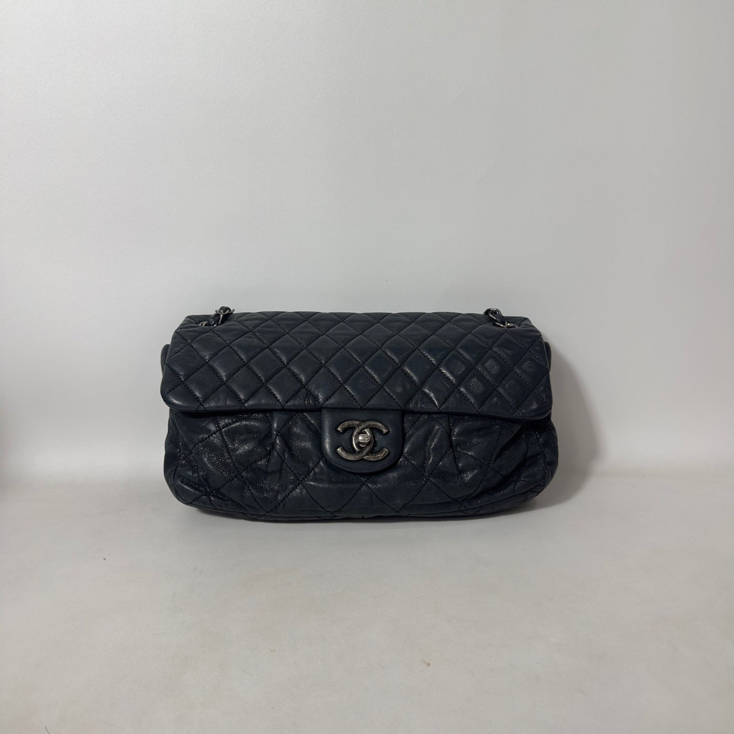 Chanel - Timeless/Classique - Leather - Black - (medium)