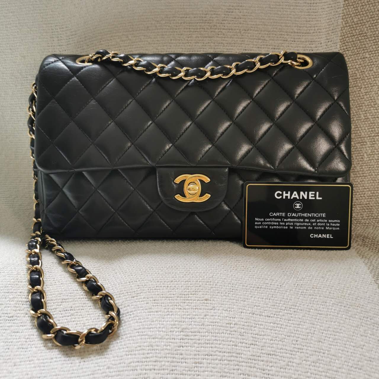 Chanel - Timeless/Classique - Leather - Black - (Medium)