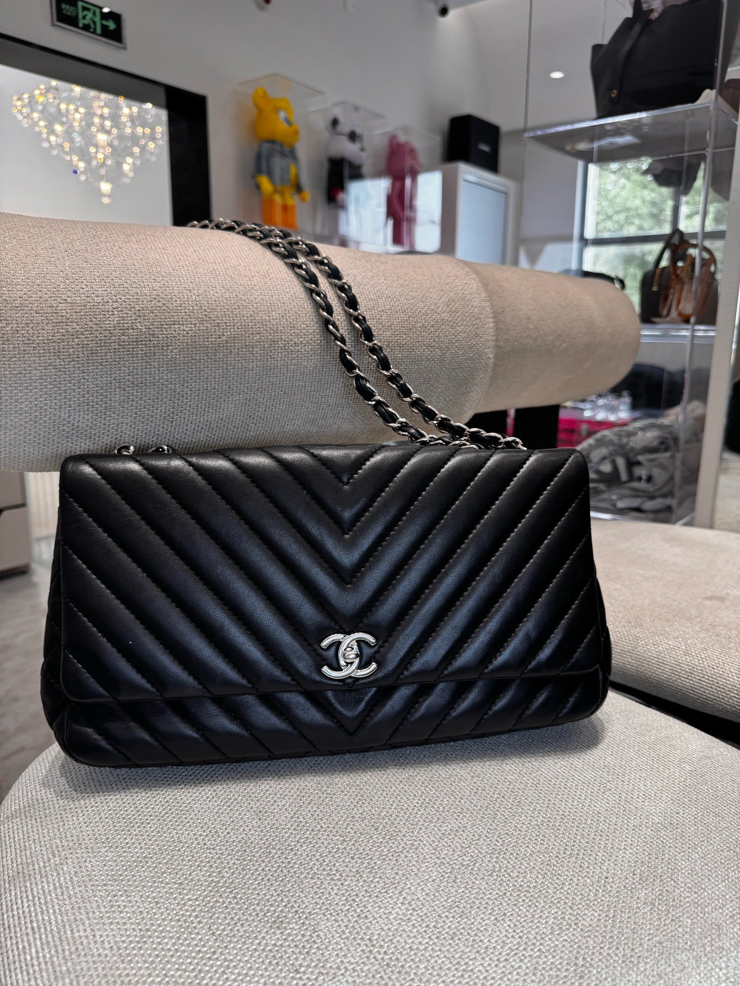 Chanel - Timeless/Classique - Leather - Black - (medium)