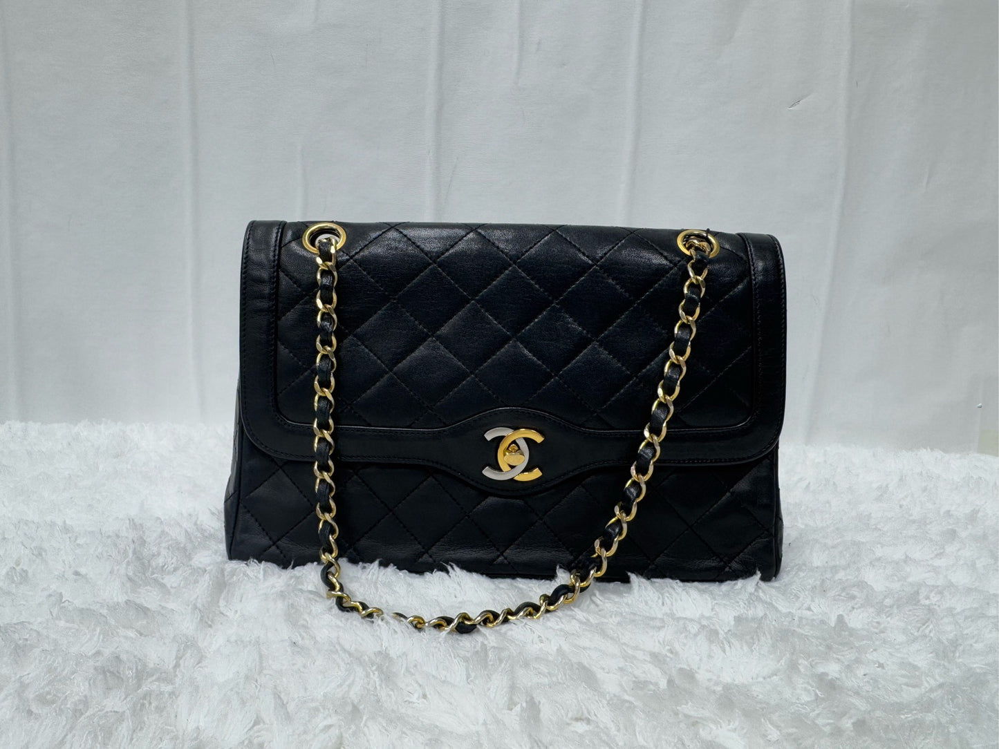 Chanel - Timeless/Classique - Leather - Black - (medium)