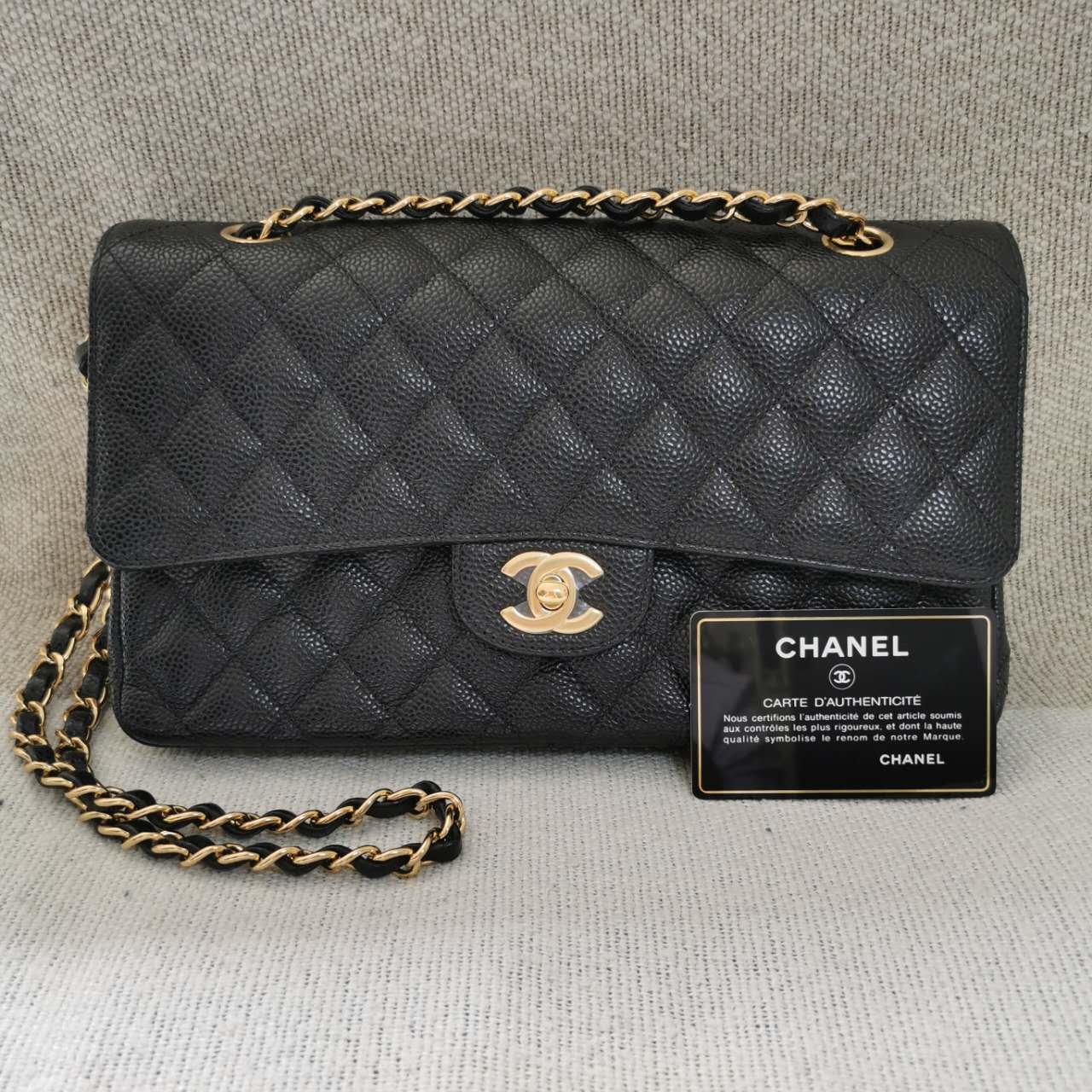 Chanel - Timeless/Classique - Leather - Black - (medium)