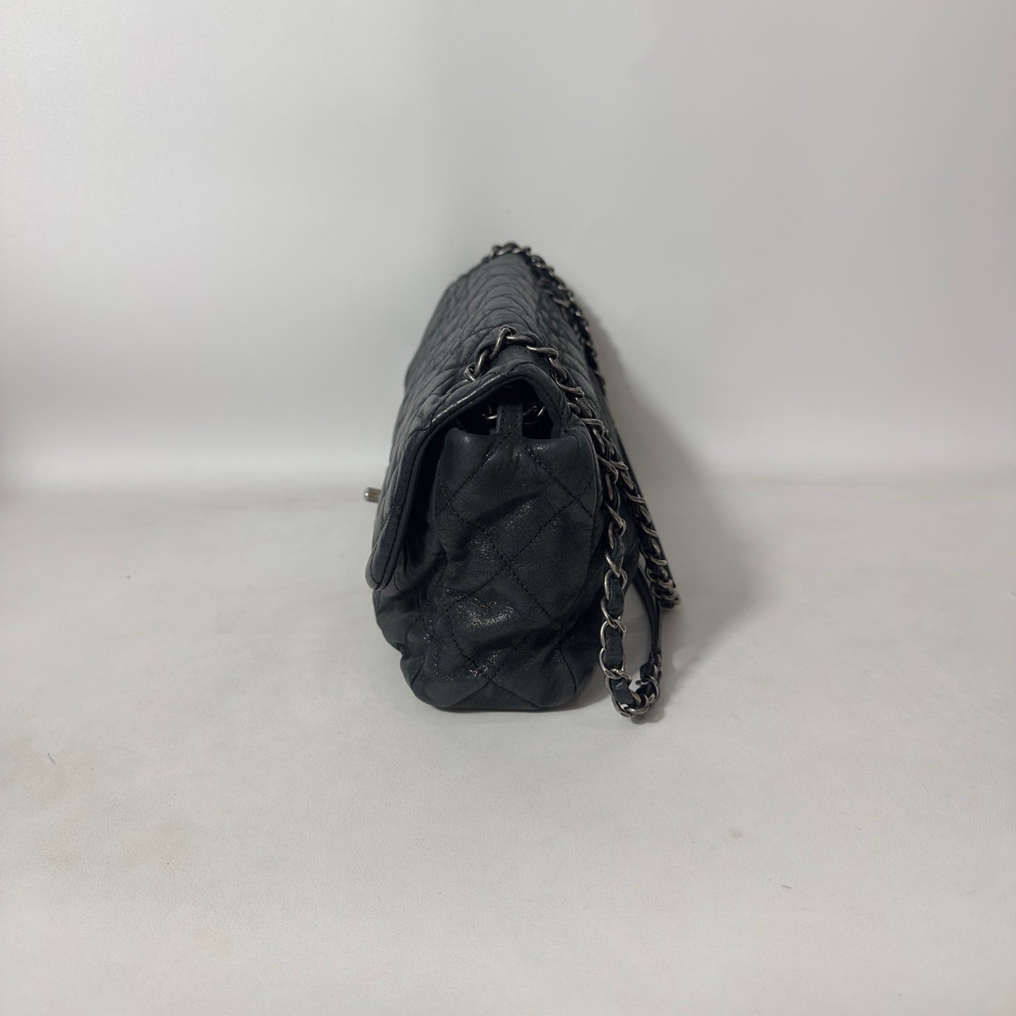 Chanel - Timeless/Classique - Leather - Black - (medium)