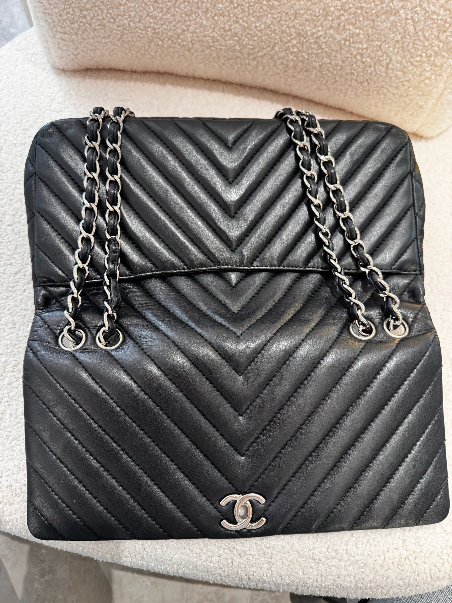 Chanel - Timeless/Classique - Leather - Black - (medium)