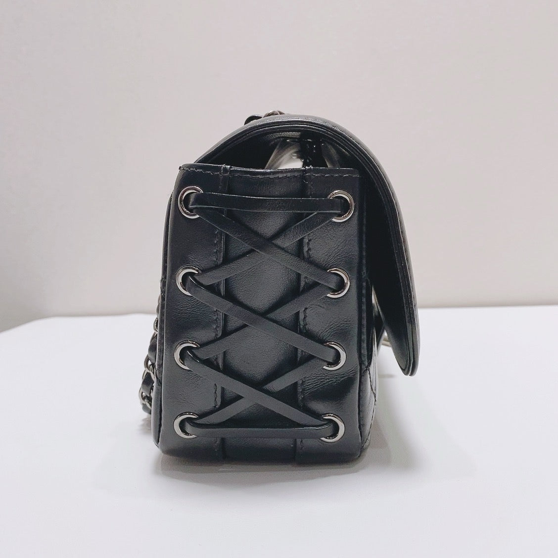 Chanel - Timeless/Classique - Leather - Black - (medium)