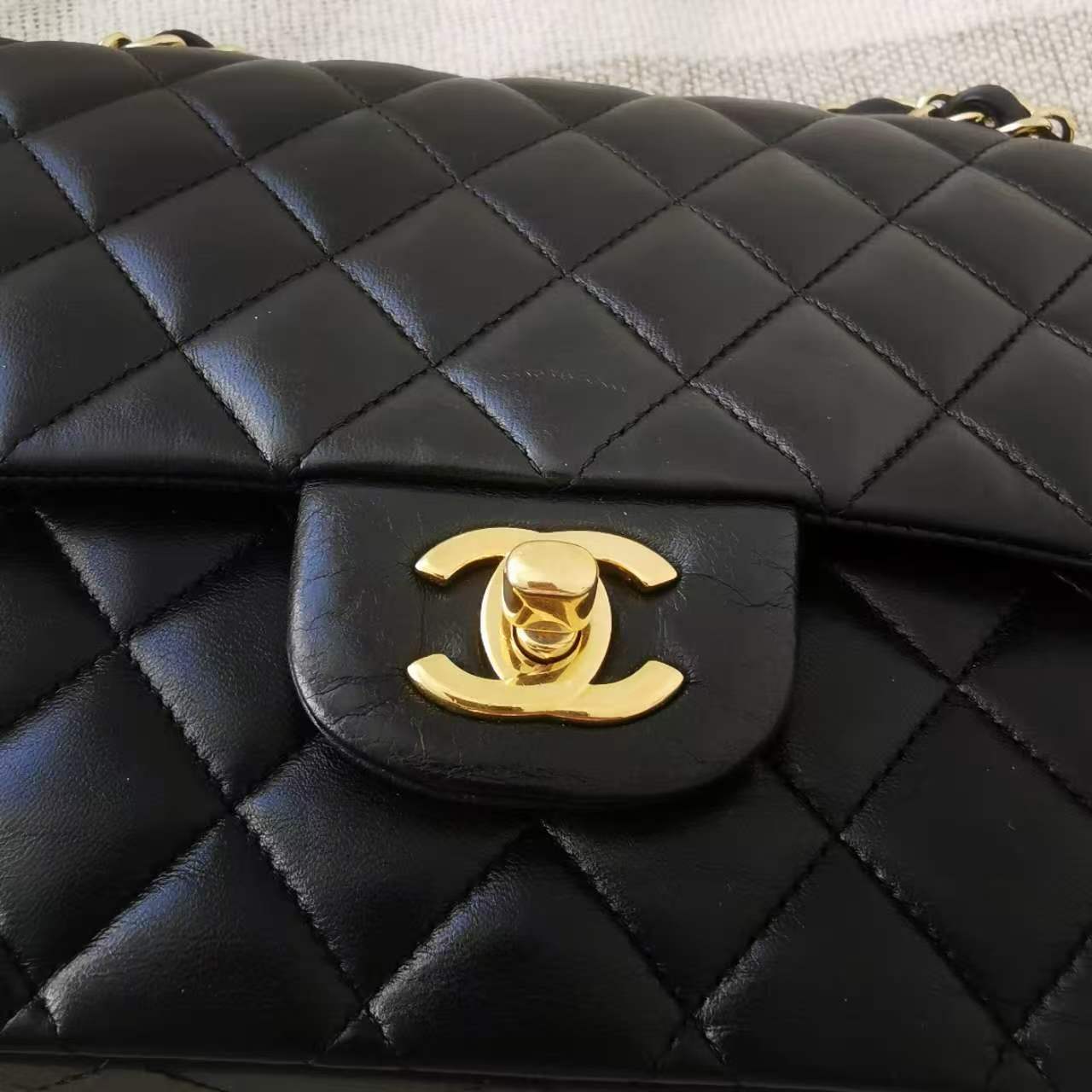 Chanel - Timeless/Classique - Leather - Black - (Medium)