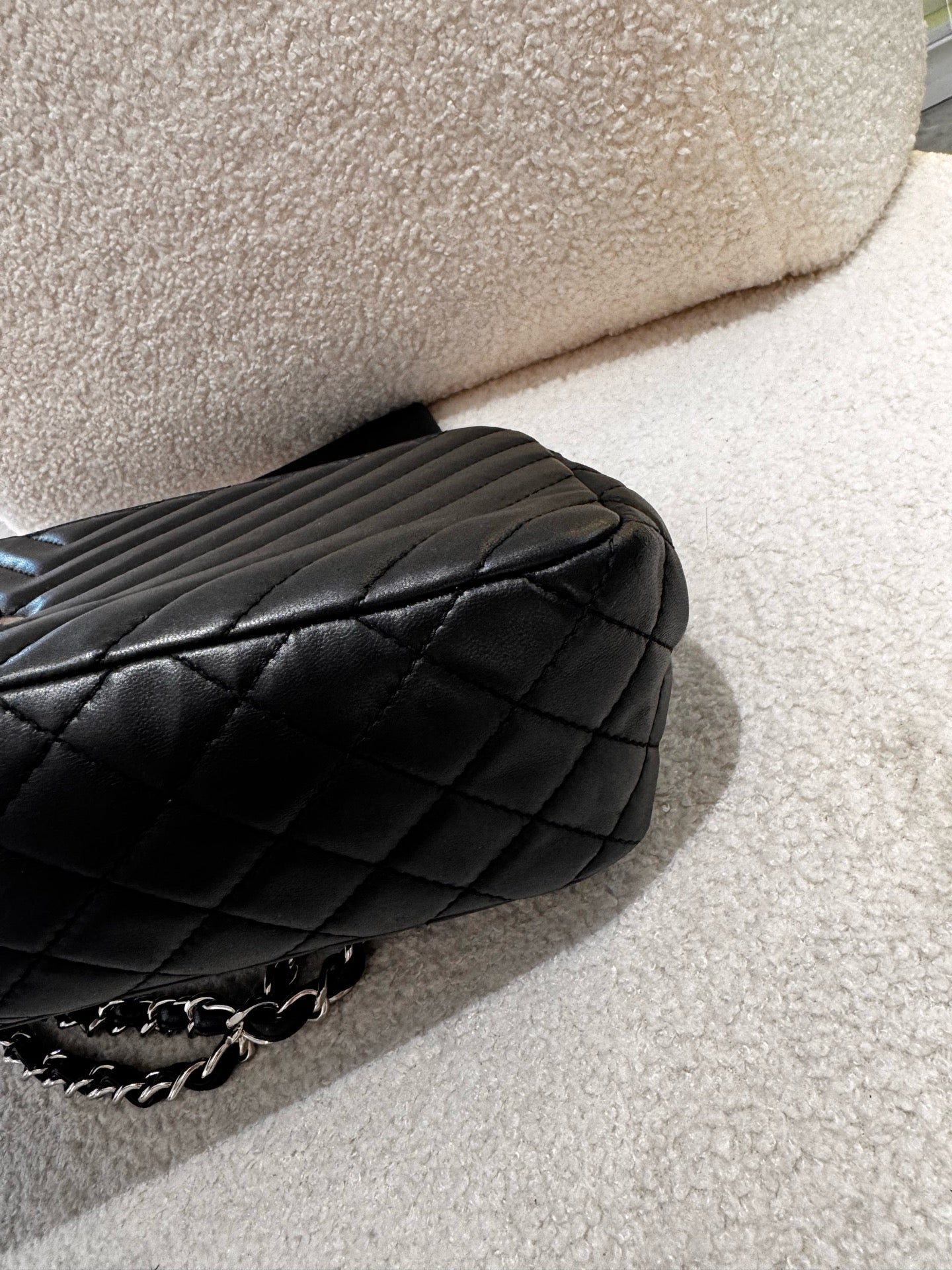 Chanel - Timeless/Classique - Leather - Black - (medium)