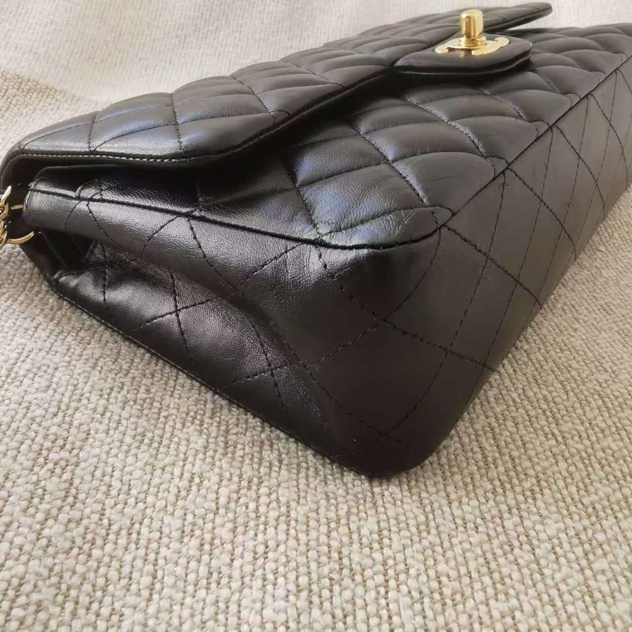 Chanel - Timeless/Classique - Leather - Black - (Medium)
