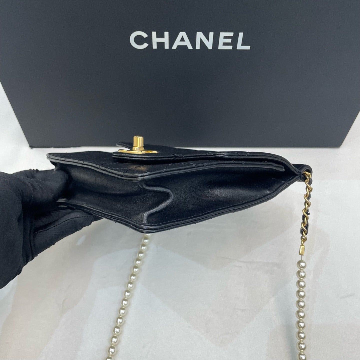 Chanel - Timeless/Classique - Leather - Black - (mini)