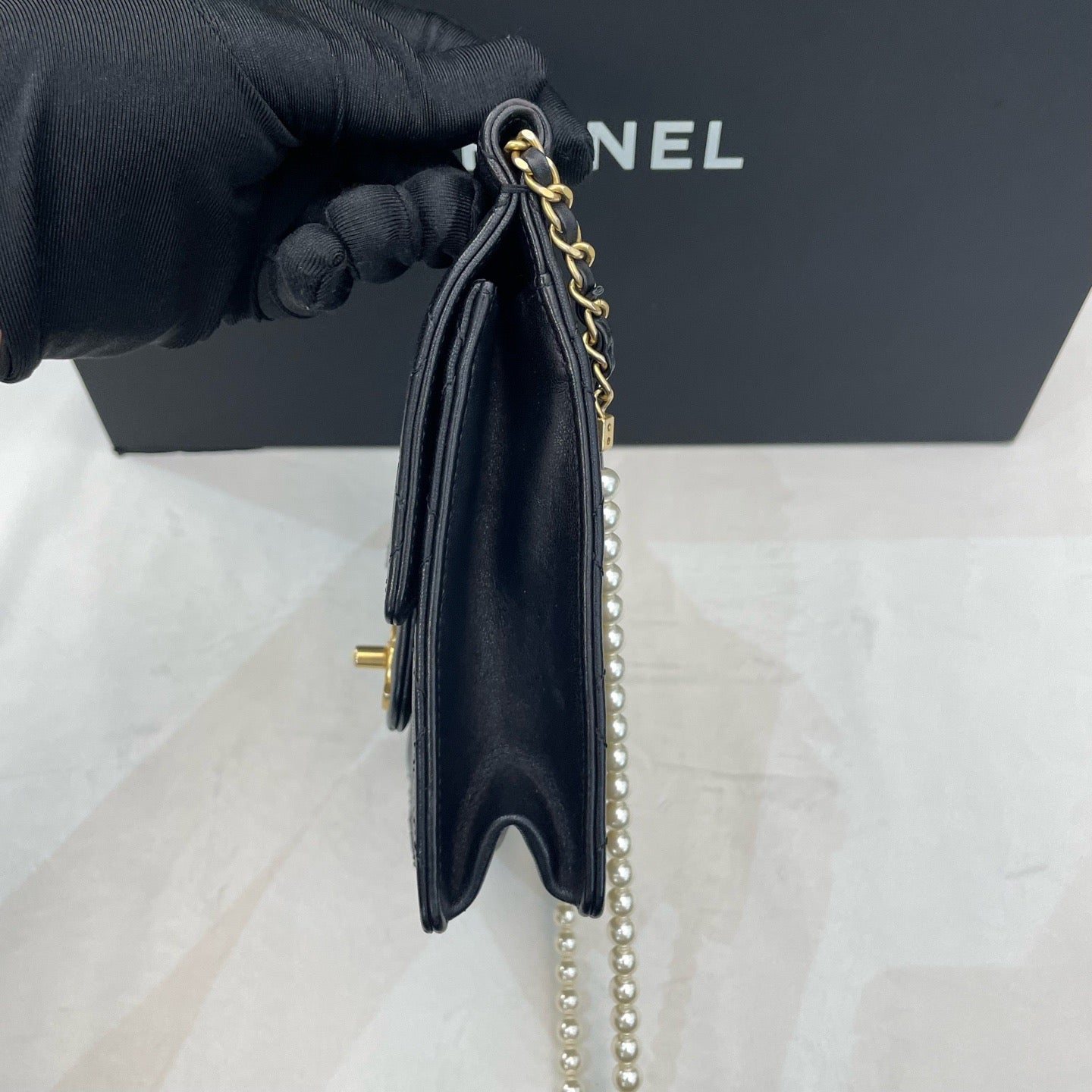 Chanel - Timeless/Classique - Leather - Black - (mini)