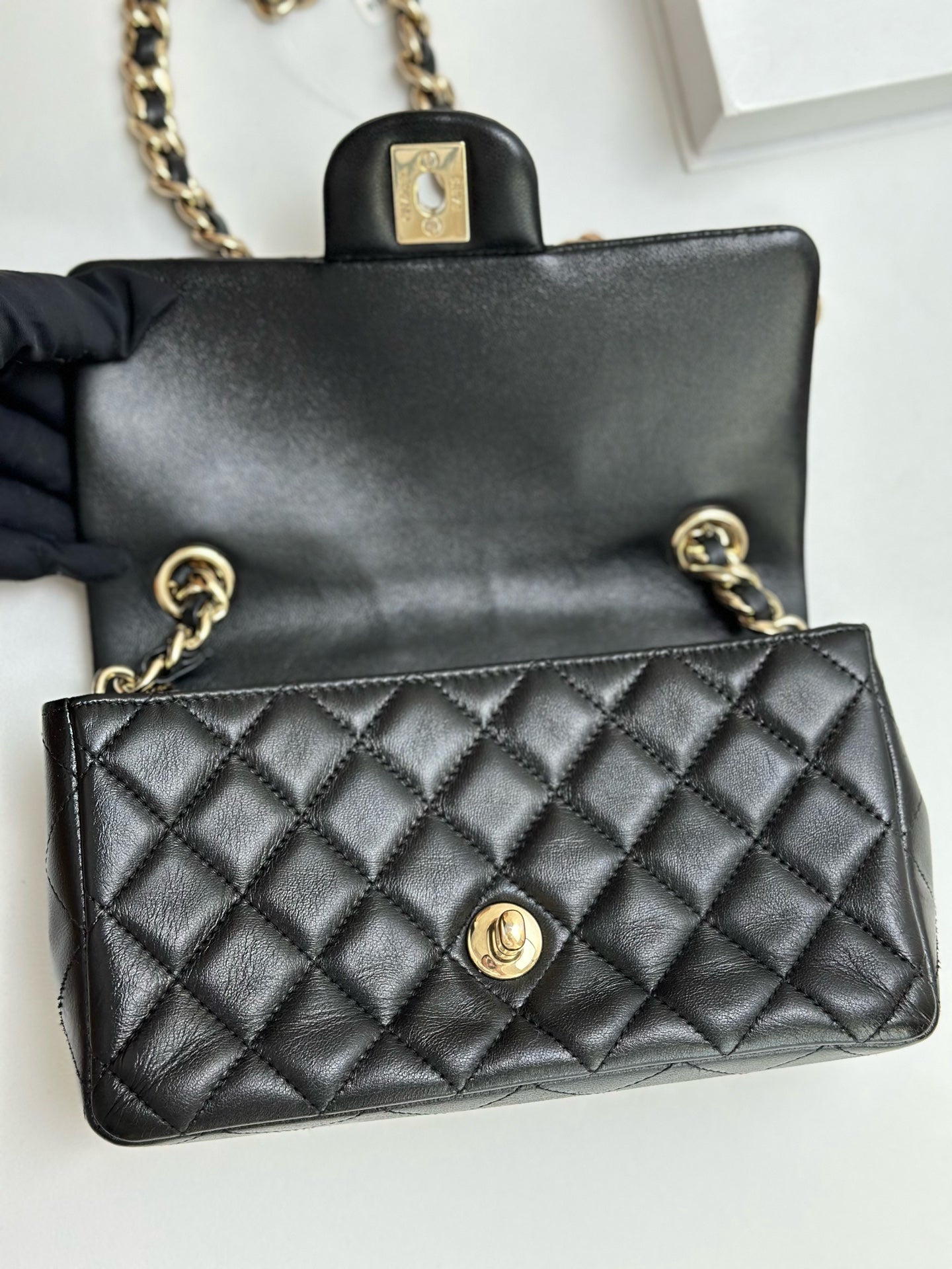Chanel - Timeless/Classique - Leather - Black - (mini)