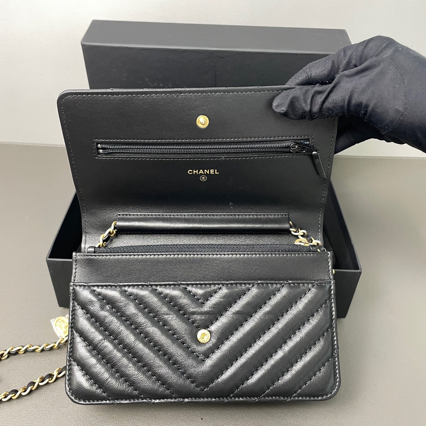 Chanel - Timeless/Classique - Leather - Black - (mini)