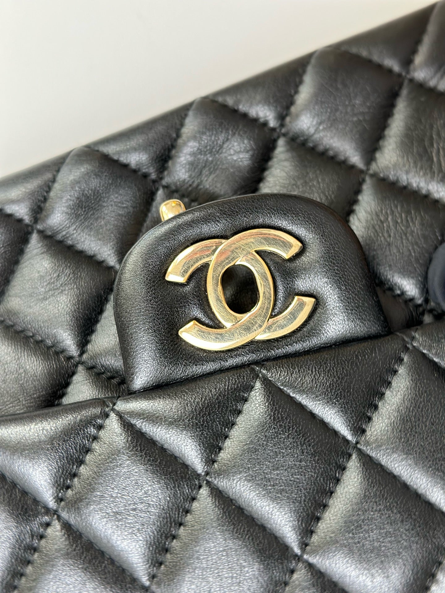 Chanel - Timeless/Classique - Leather - Black - (mini)