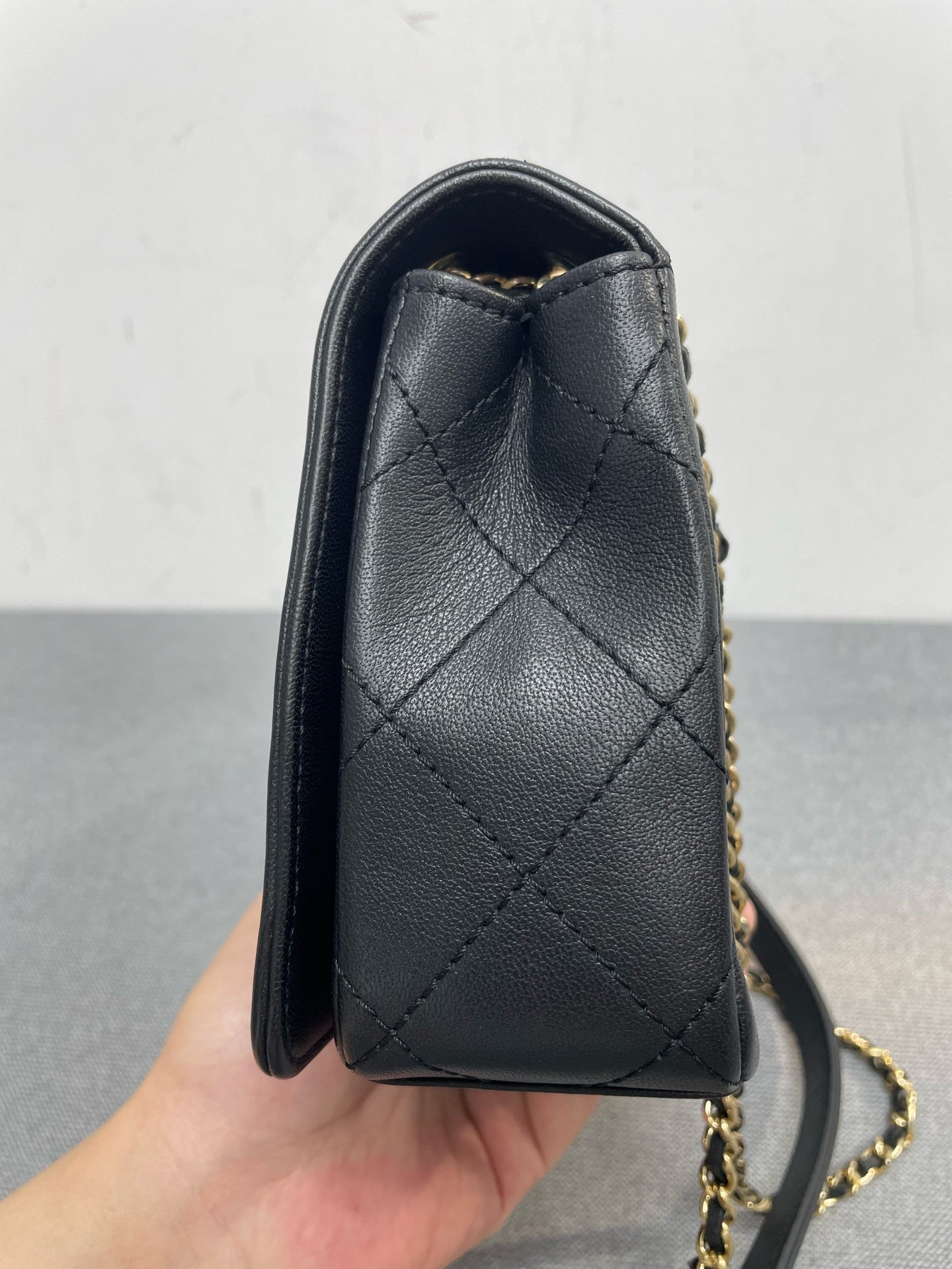 Chanel - Timeless/Classique - Leather - Black - (Small)