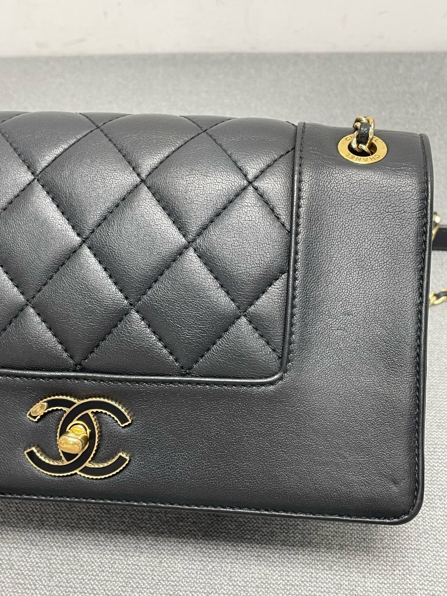 Chanel - Timeless/Classique - Leather - Black - (small)