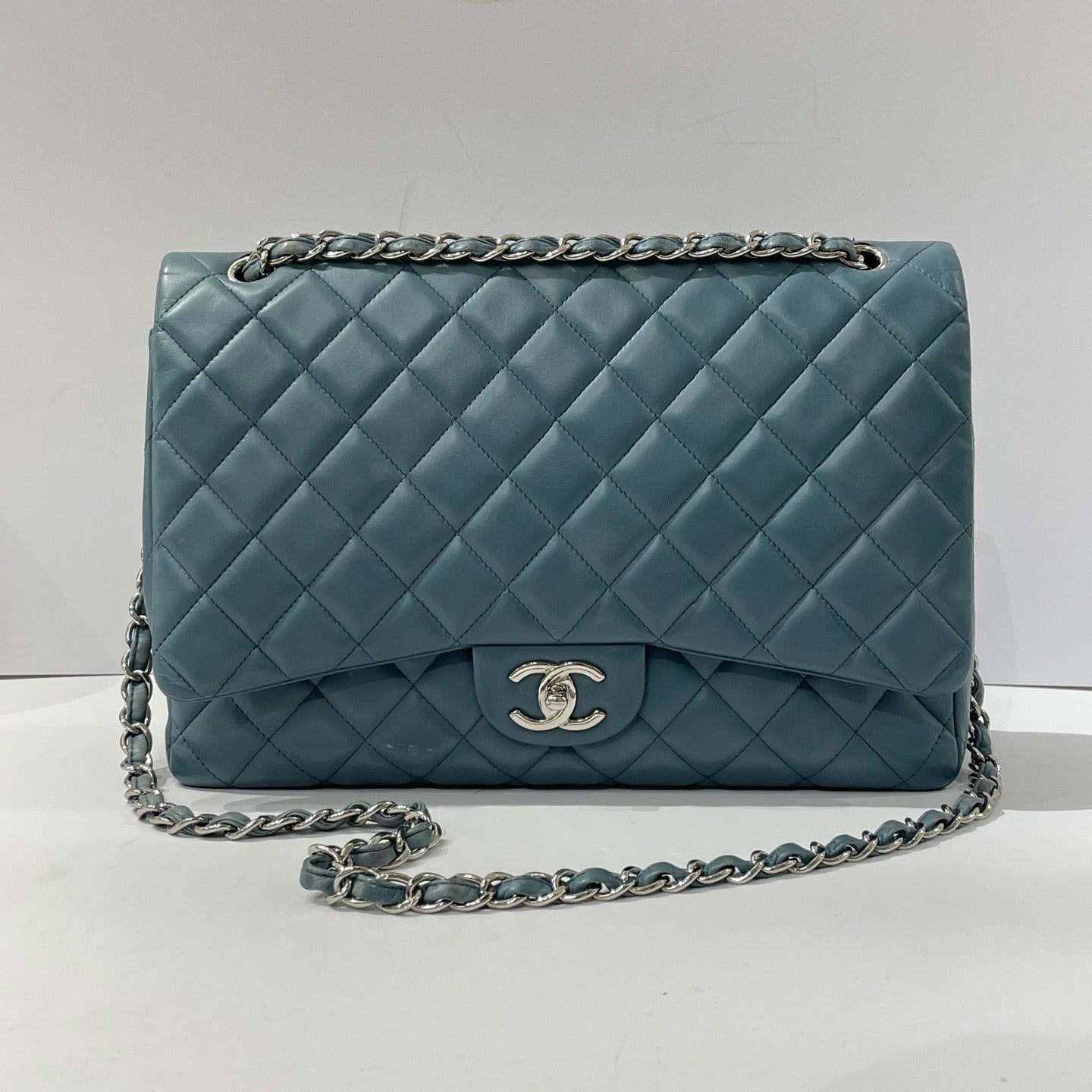 Chanel - Timeless/Classique - Leather - Blue - (maxi)