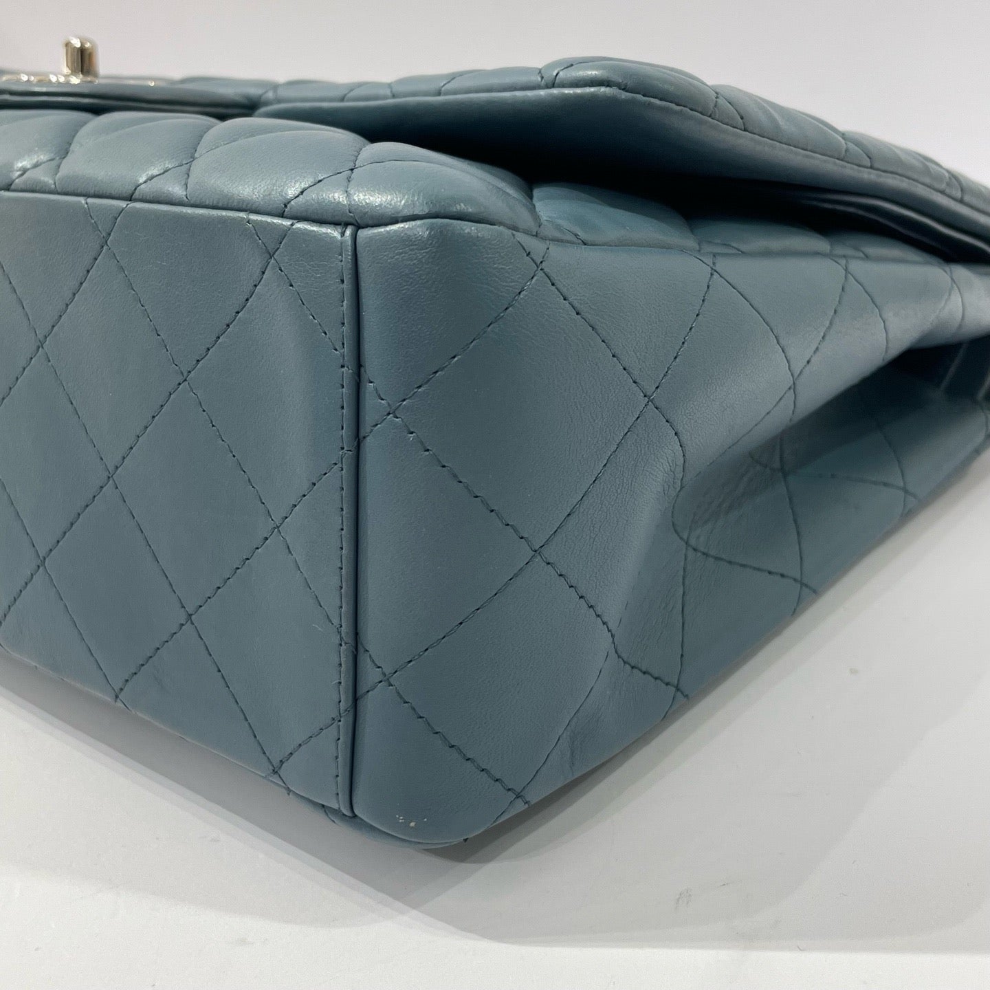 Chanel - Timeless/Classique - Leather - Blue - (maxi)