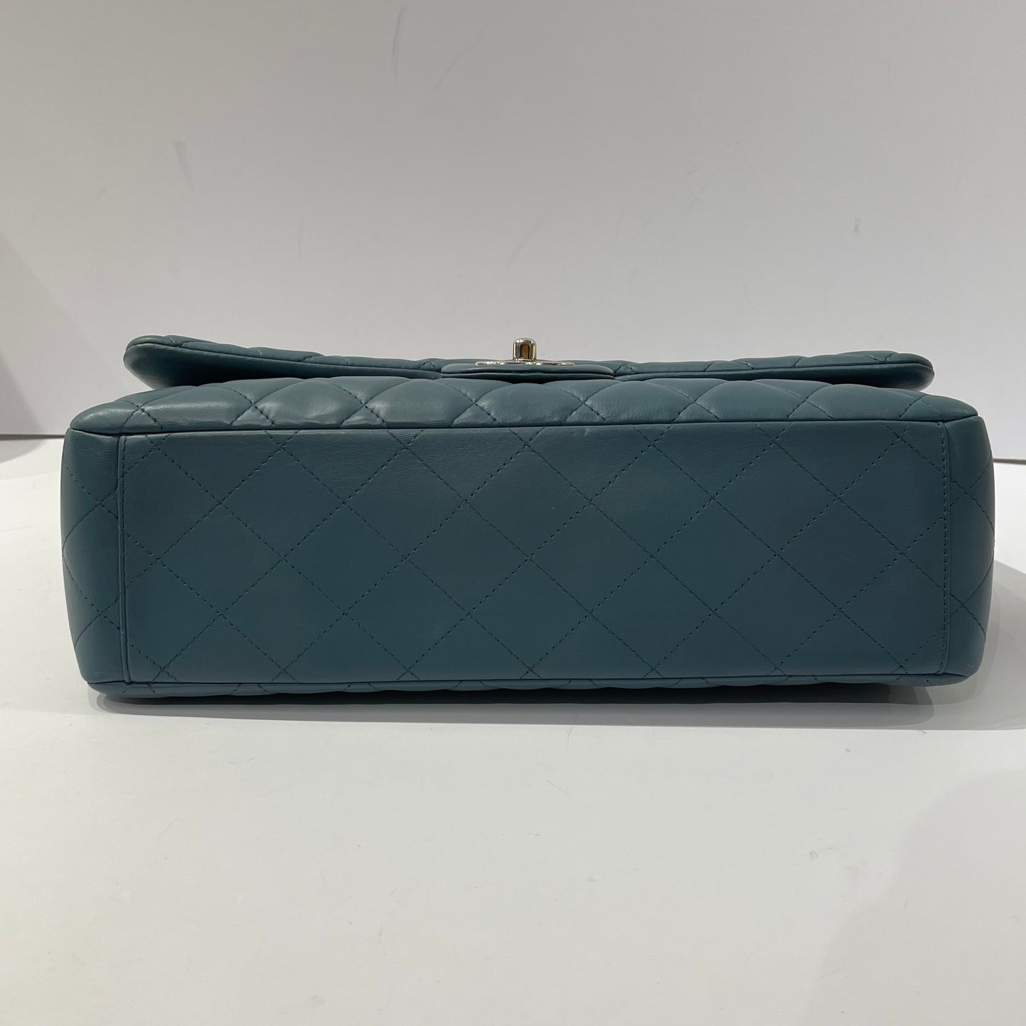 Chanel - Timeless/Classique - Leather - Blue - (maxi)