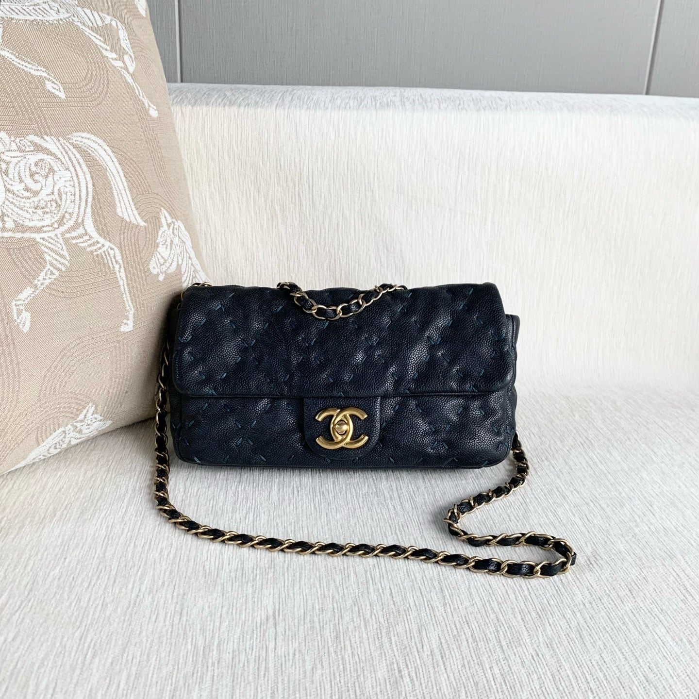 Chanel - Timeless/Classique - Leather - Blue - (medium)