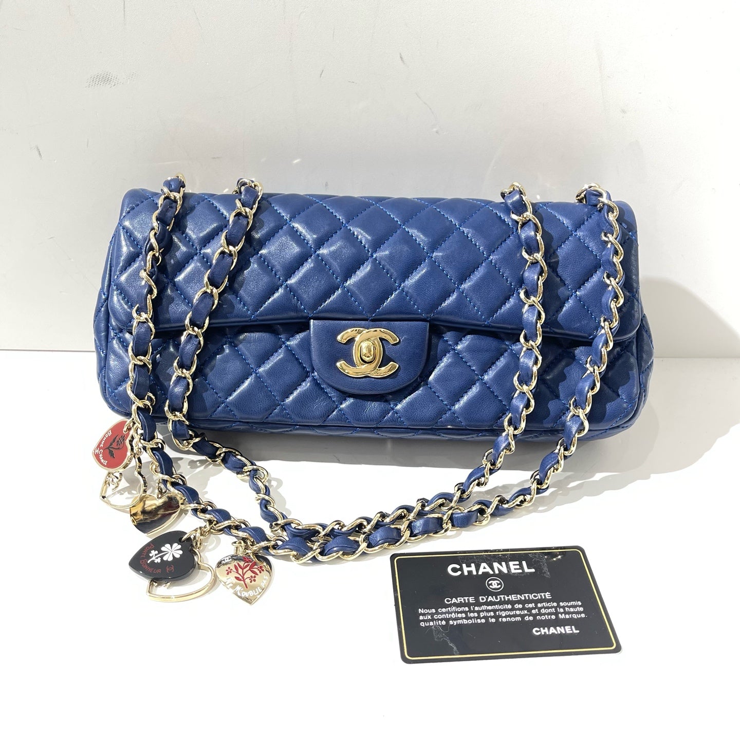 Chanel - Timeless/Classique - Leather - Blue - (medium)