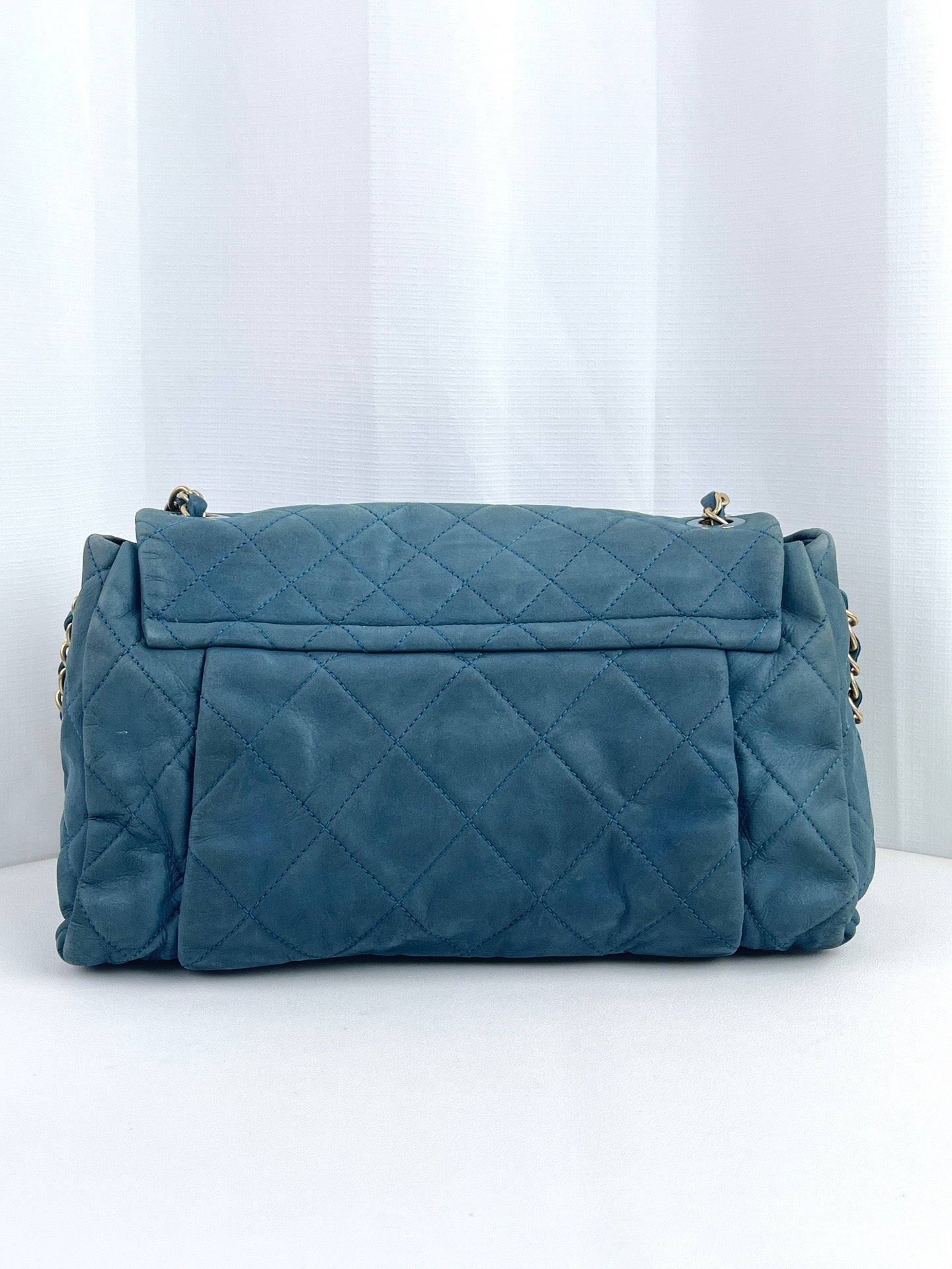 Chanel - Timeless/Classique - Leather - Blue - (medium)