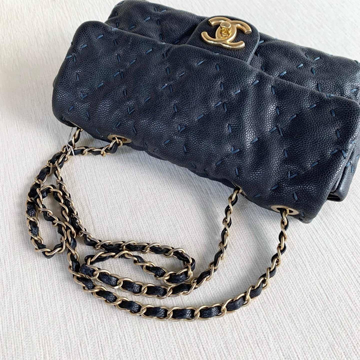Chanel - Timeless/Classique - Leather - Blue - (medium)