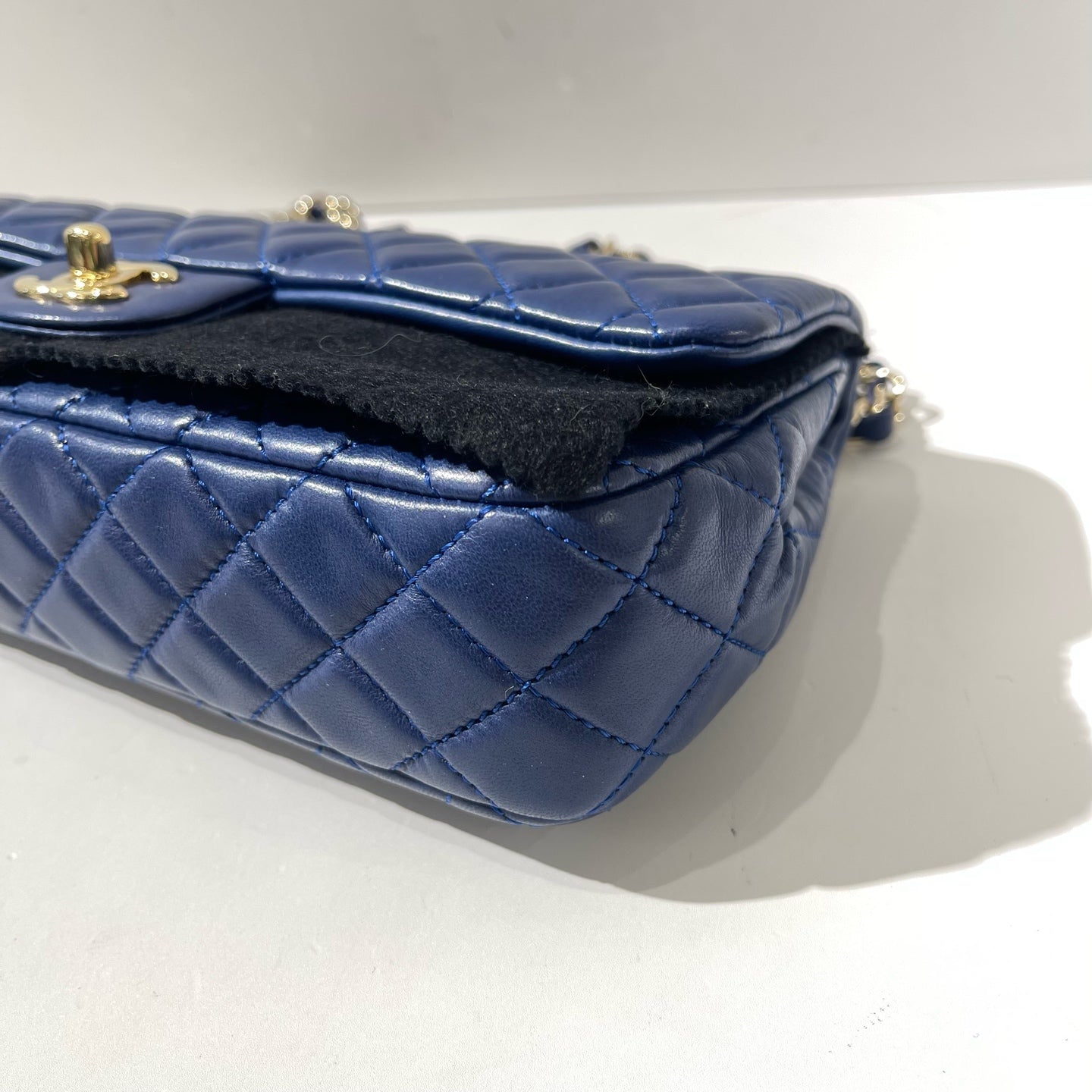 Chanel - Timeless/Classique - Leather - Blue - (medium)