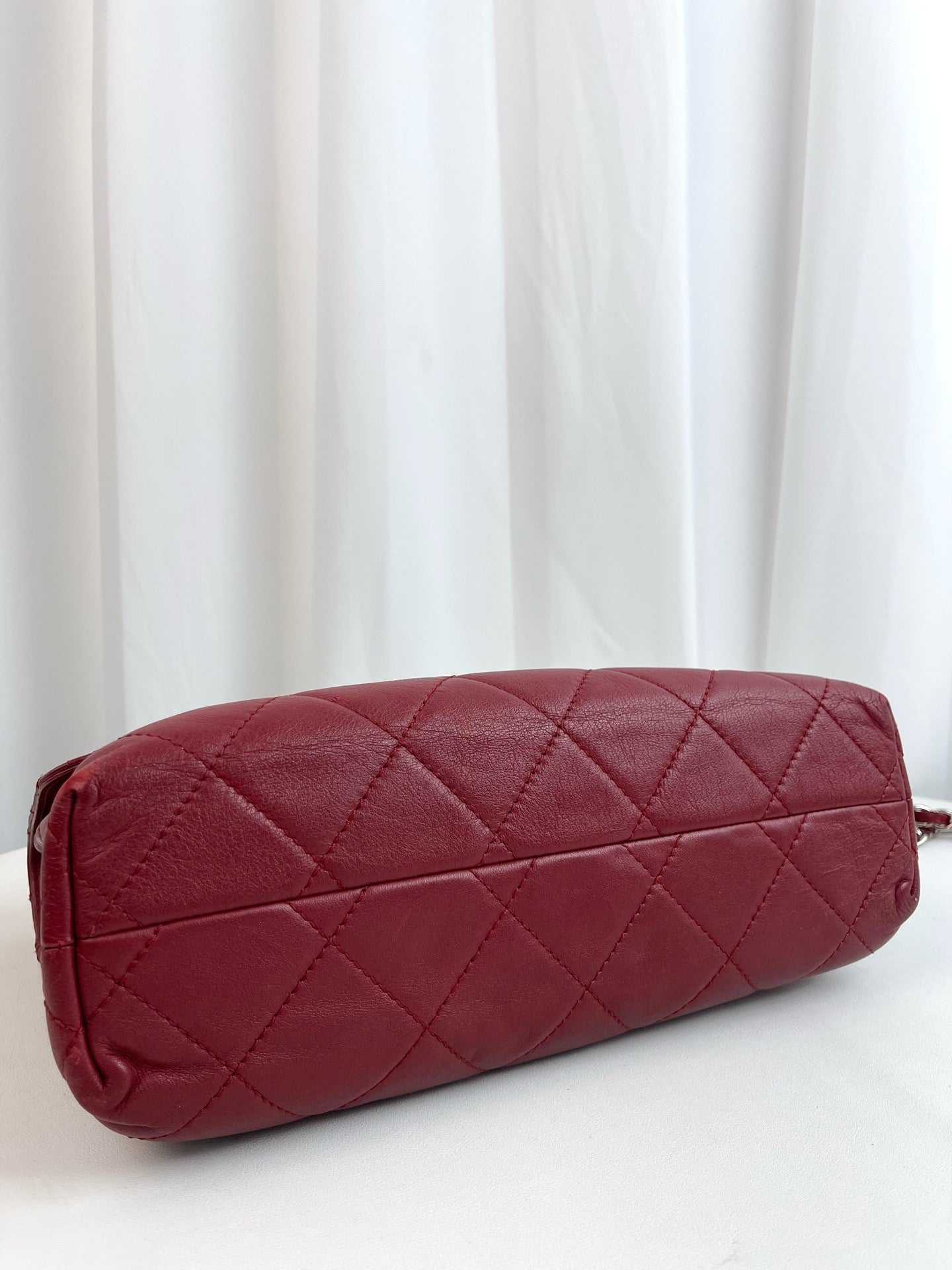 Chanel - Timeless/Classique - Leather - Burgundy - (medium)