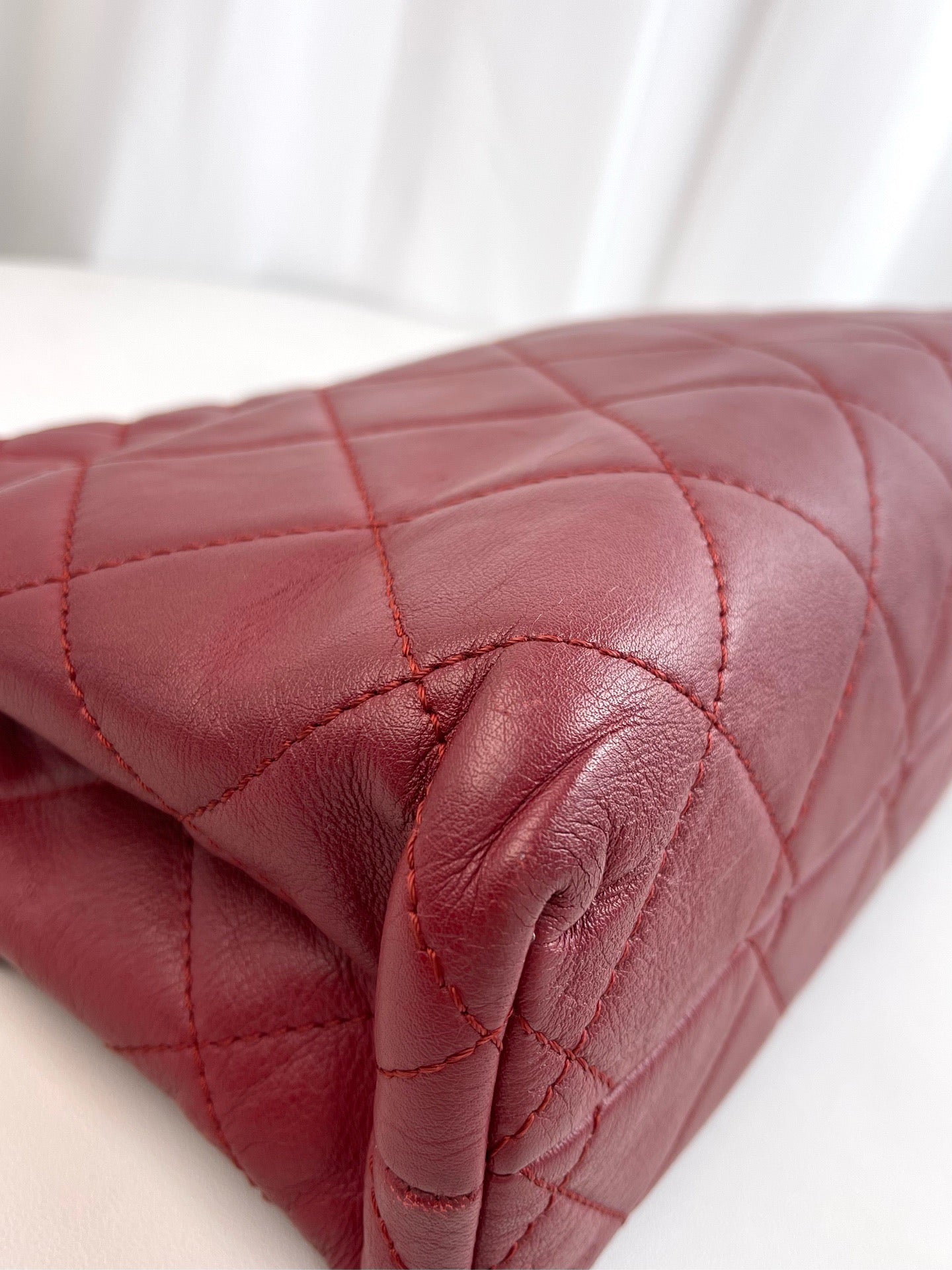 Chanel - Timeless/Classique - Leather - Burgundy - (medium)