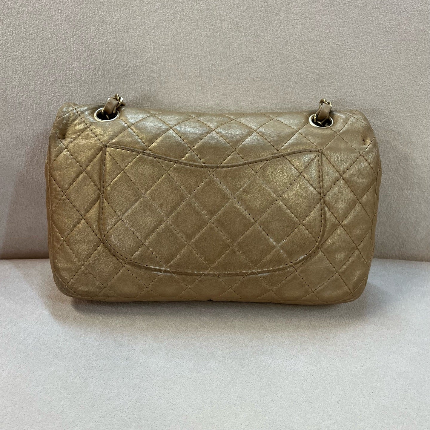 Chanel - Timeless/Classique - Leather - Gold - (medium)