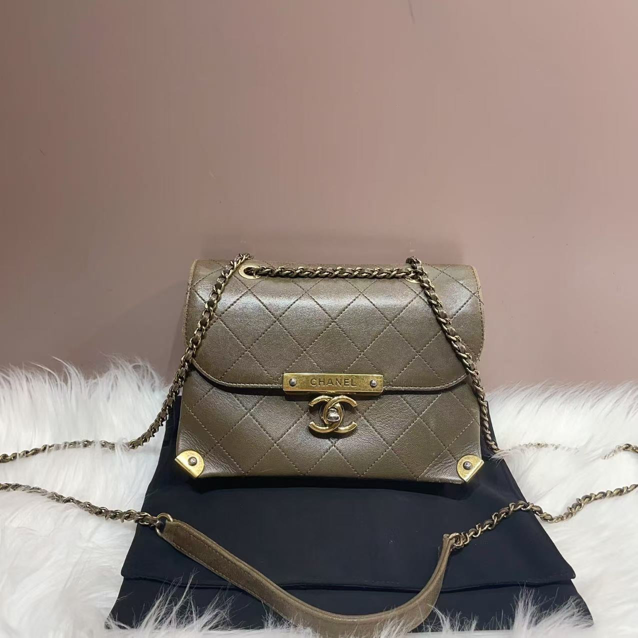 Chanel - Timeless/Classique - Leather - Green - (medium)