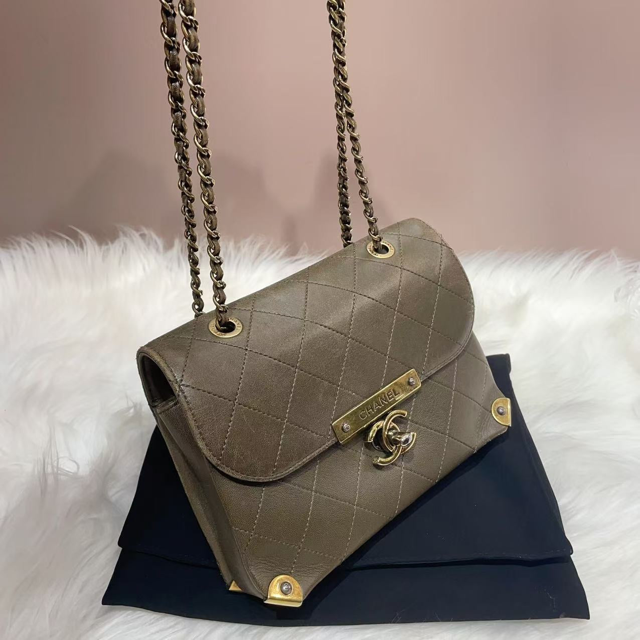 Chanel - Timeless/Classique - Leather - Green - (medium)