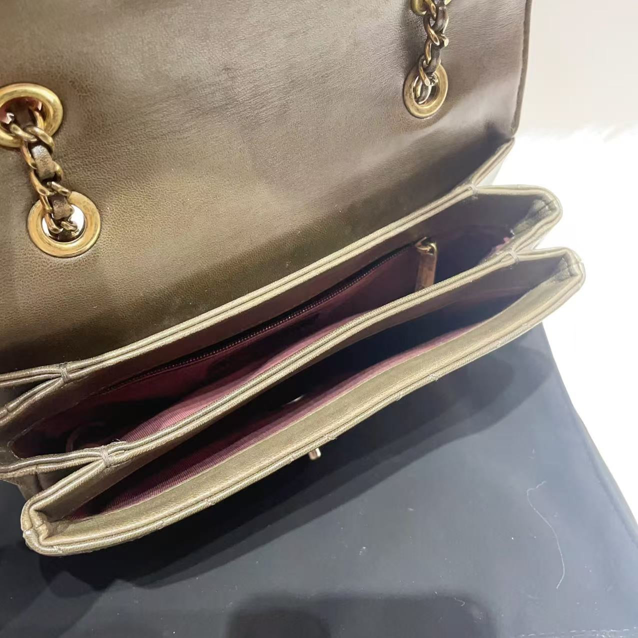 Chanel - Timeless/Classique - Leather - Green - (medium)