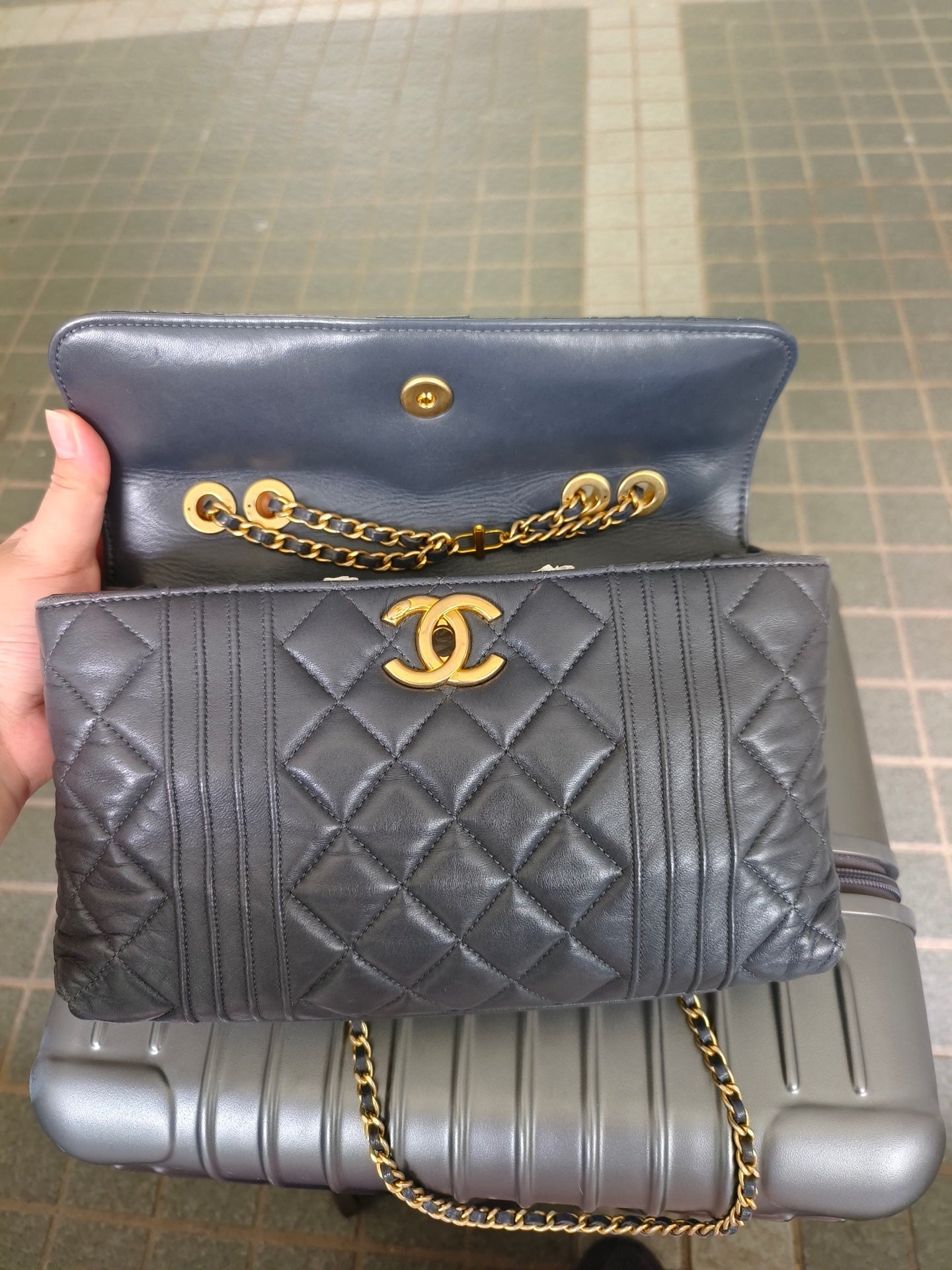Chanel - Timeless/Classique - Leather - Grey - (mini)