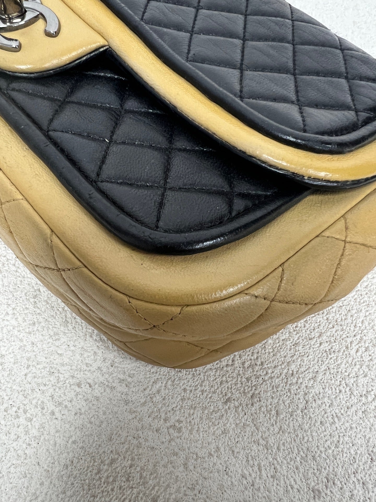 Chanel - Timeless/Classique - Leather - Multicolour - (medium)