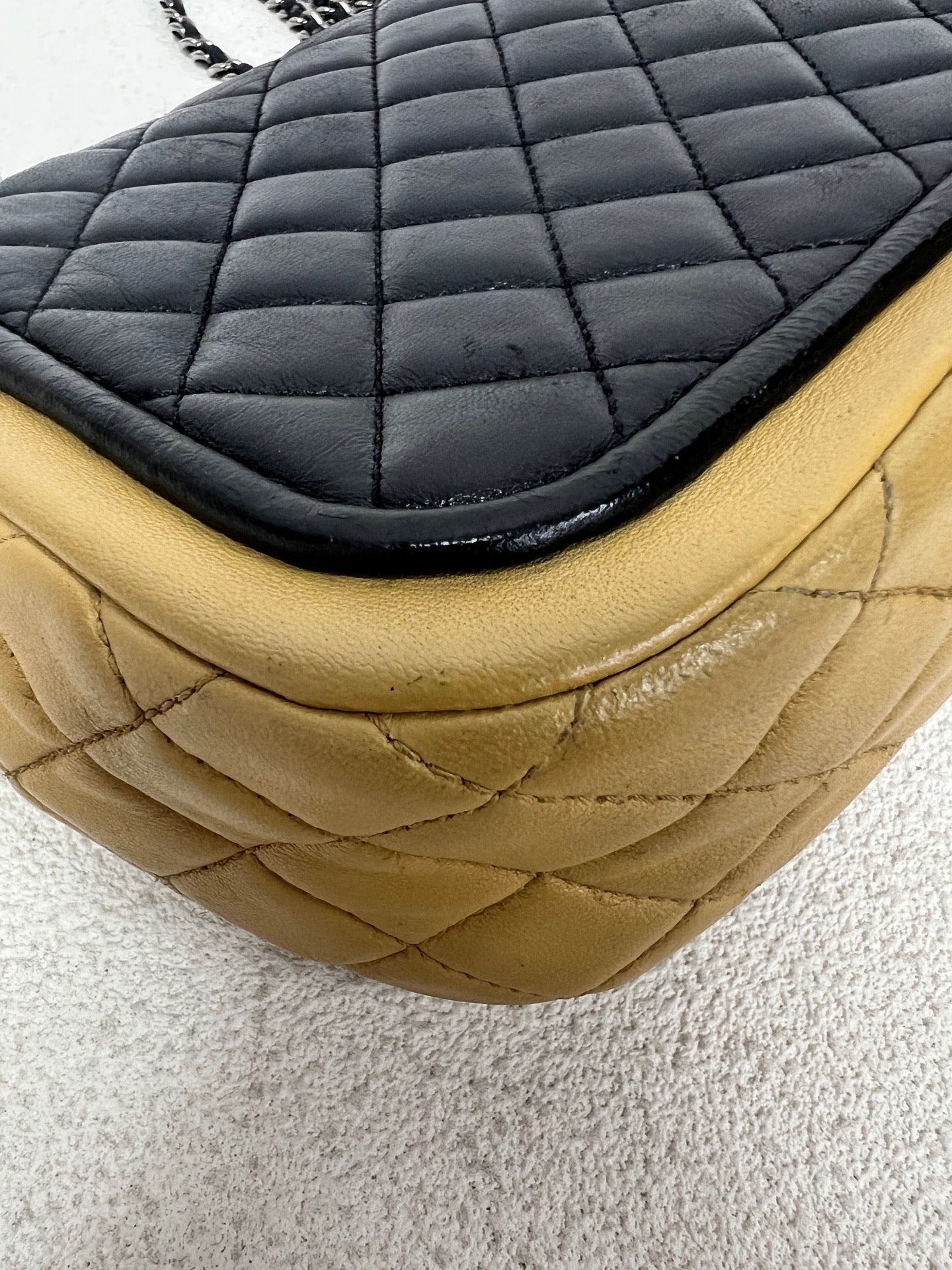 Chanel - Timeless/Classique - Leather - Multicolour - (medium)