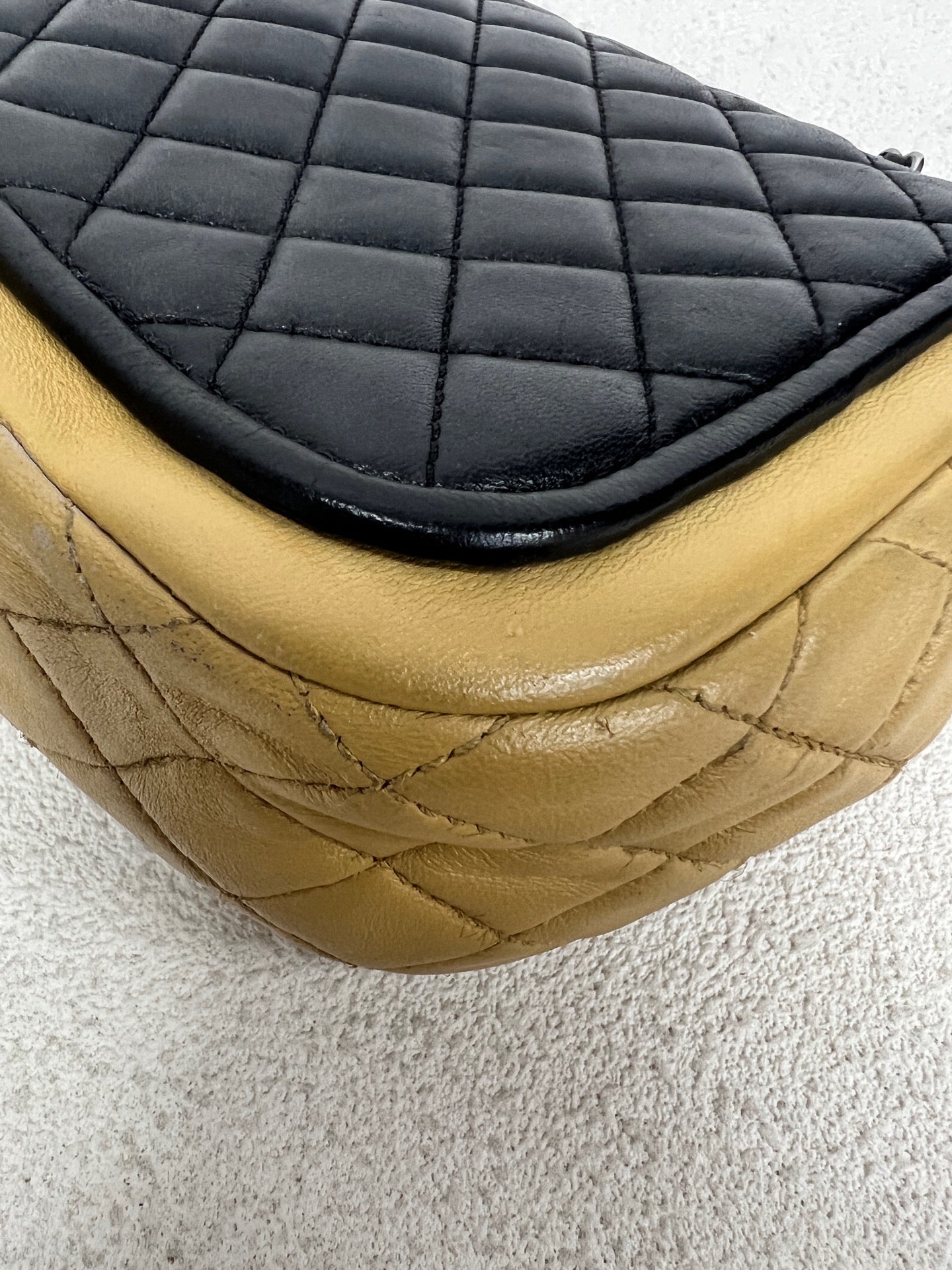 Chanel - Timeless/Classique - Leather - Multicolour - (medium)