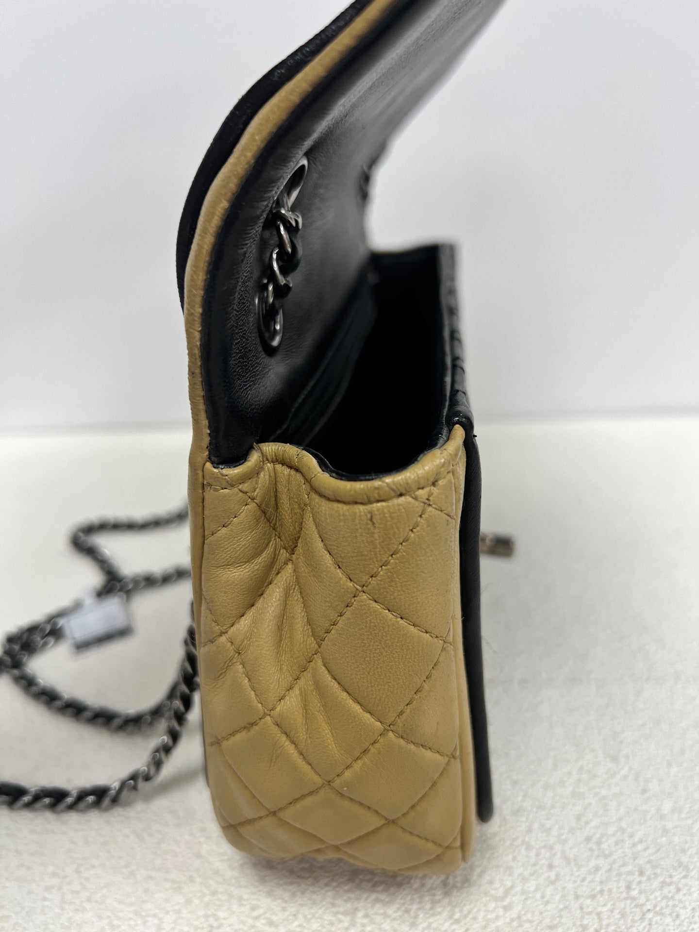 Chanel - Timeless/Classique - Leather - Multicolour - (medium)