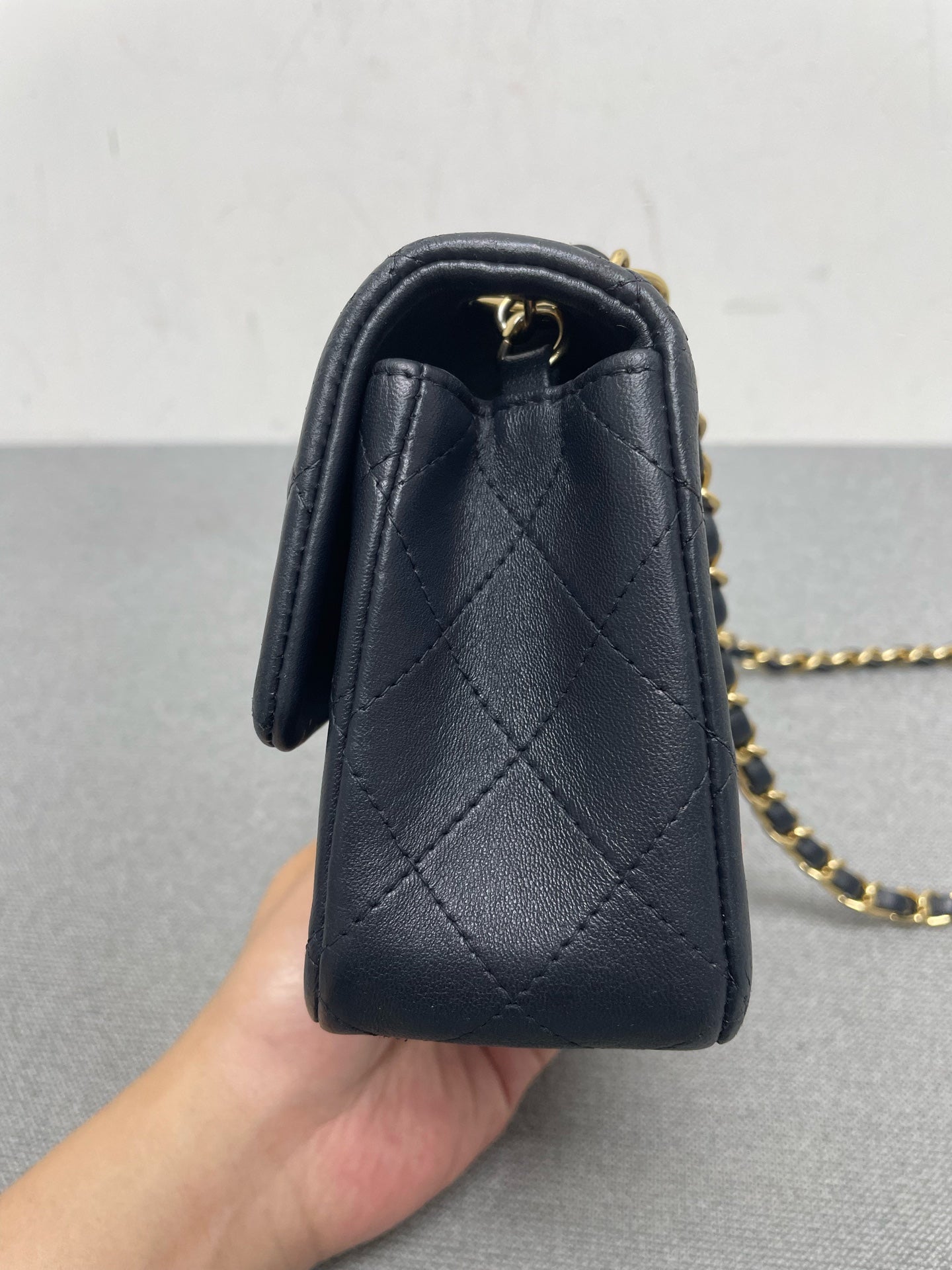 Chanel - Timeless/Classique - Leather - Navy - (mini)