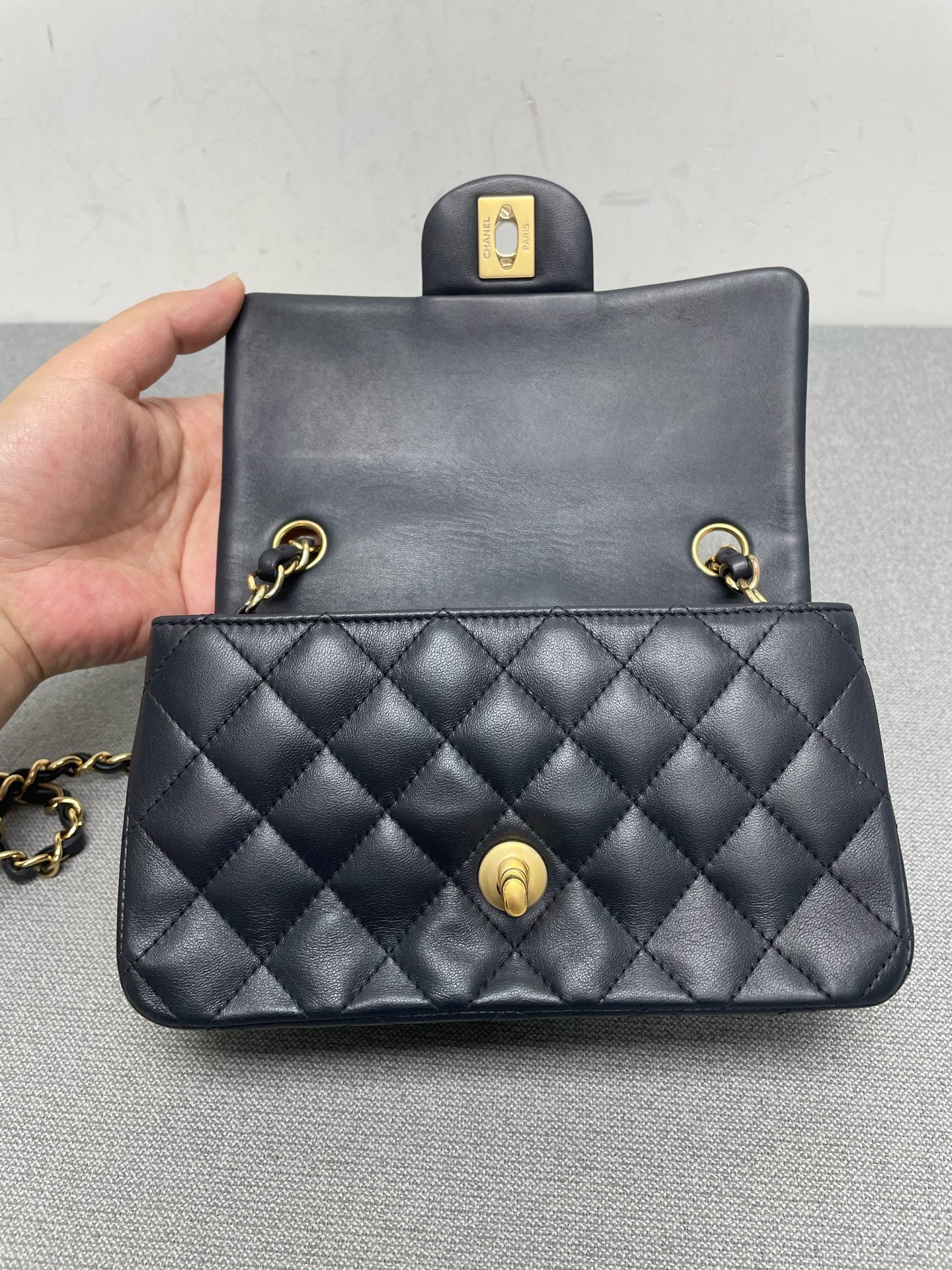 Chanel - Timeless/Classique - Leather - Navy - (mini)
